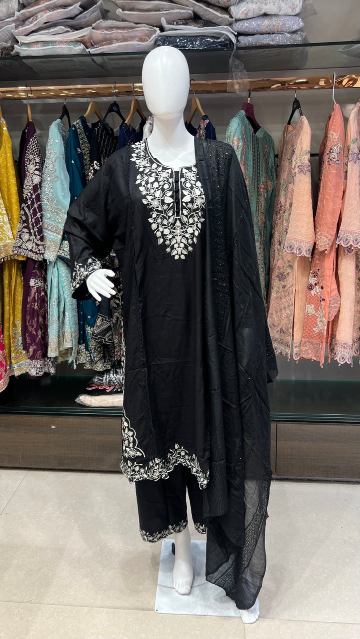 FATIMA ROYAL EMBROIDERED DESIGNER SUIT - IKAW04