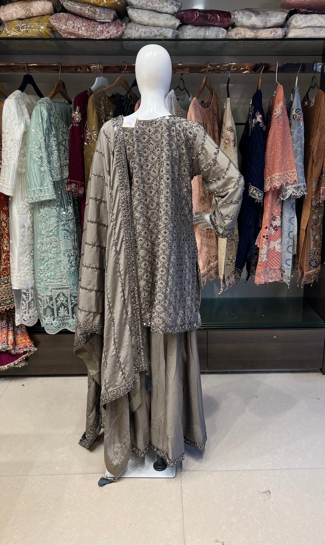 QAMAR DESIGNER WORK SUITS - BRT26