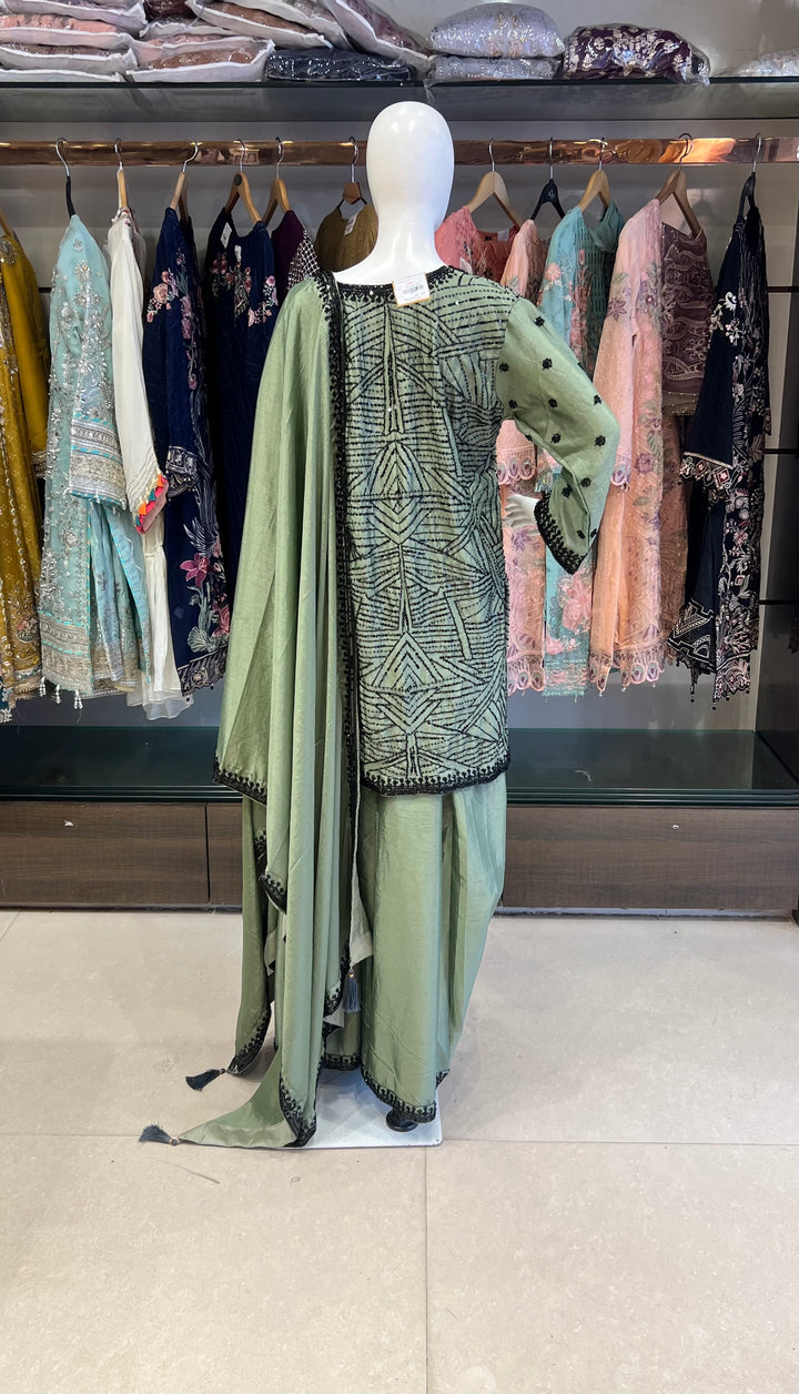 ALINA ROYAL CELEBRATION DESIGNER SUIT - IKAW09