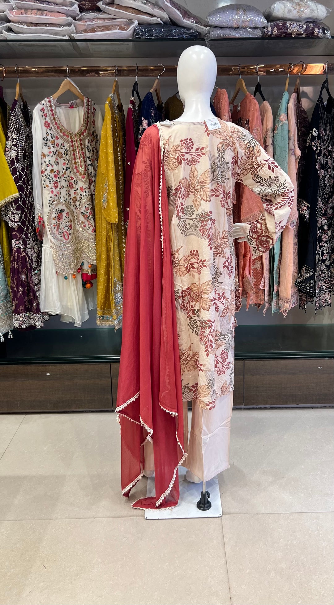 FLORAL EMBROIDERED 3-PIECE FORMAL WEAR SUIT - IKRW18