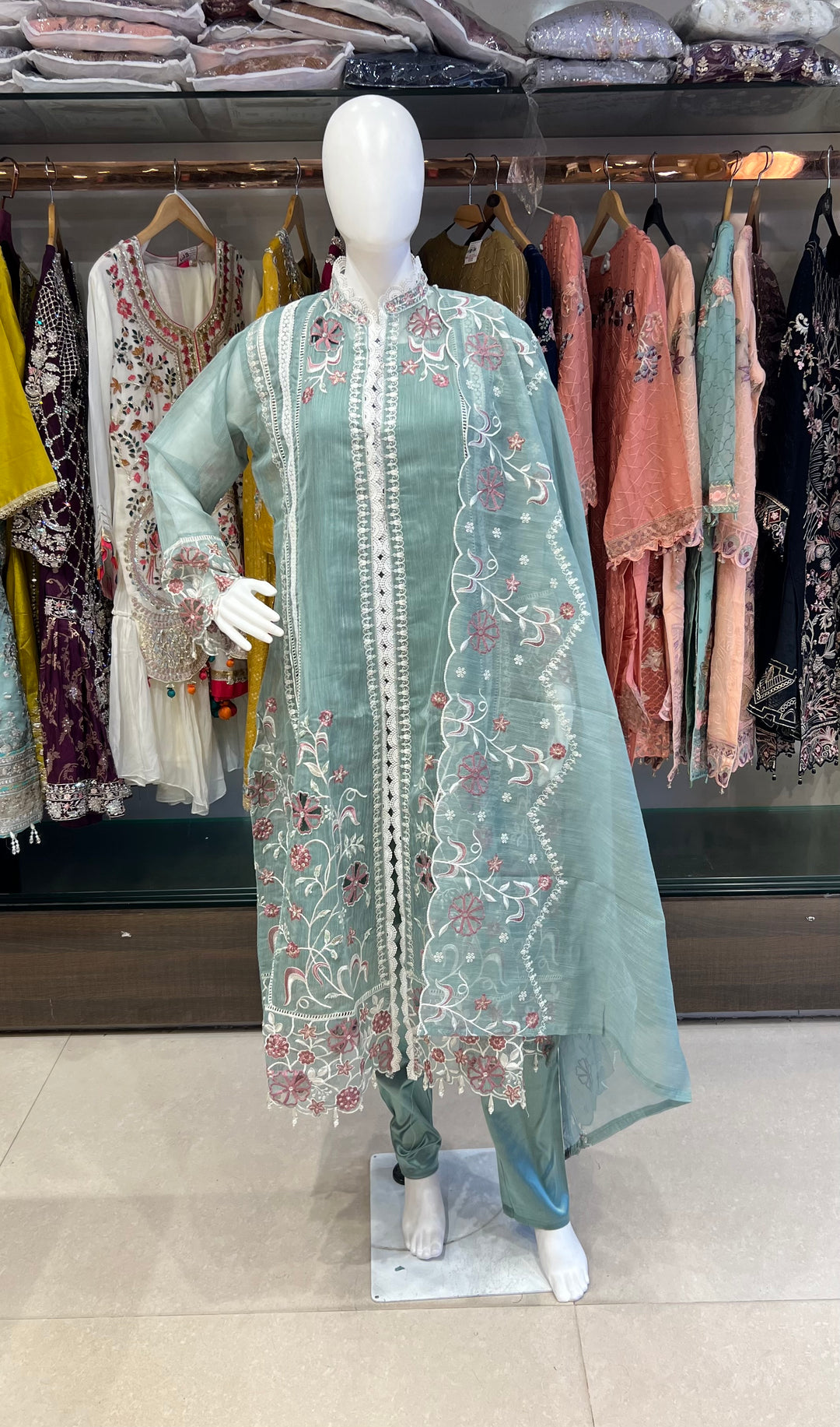 FLORAL EMBROIDERY PAKISTANI DESIGNER SUIT - IKRW19