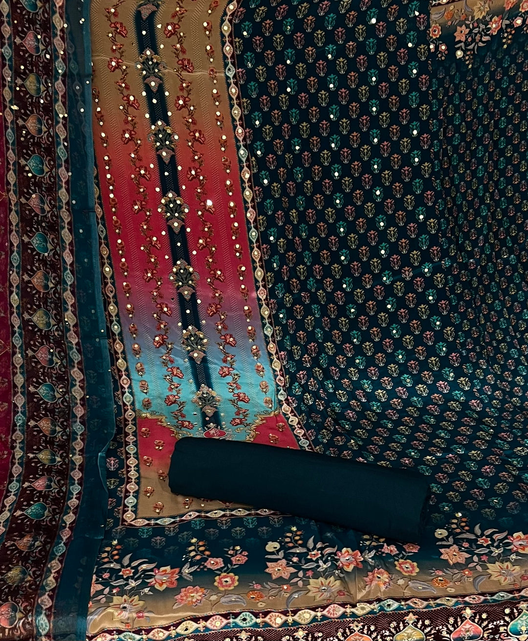 RAJWADI DESIGNER MATERIAL- BTRB02