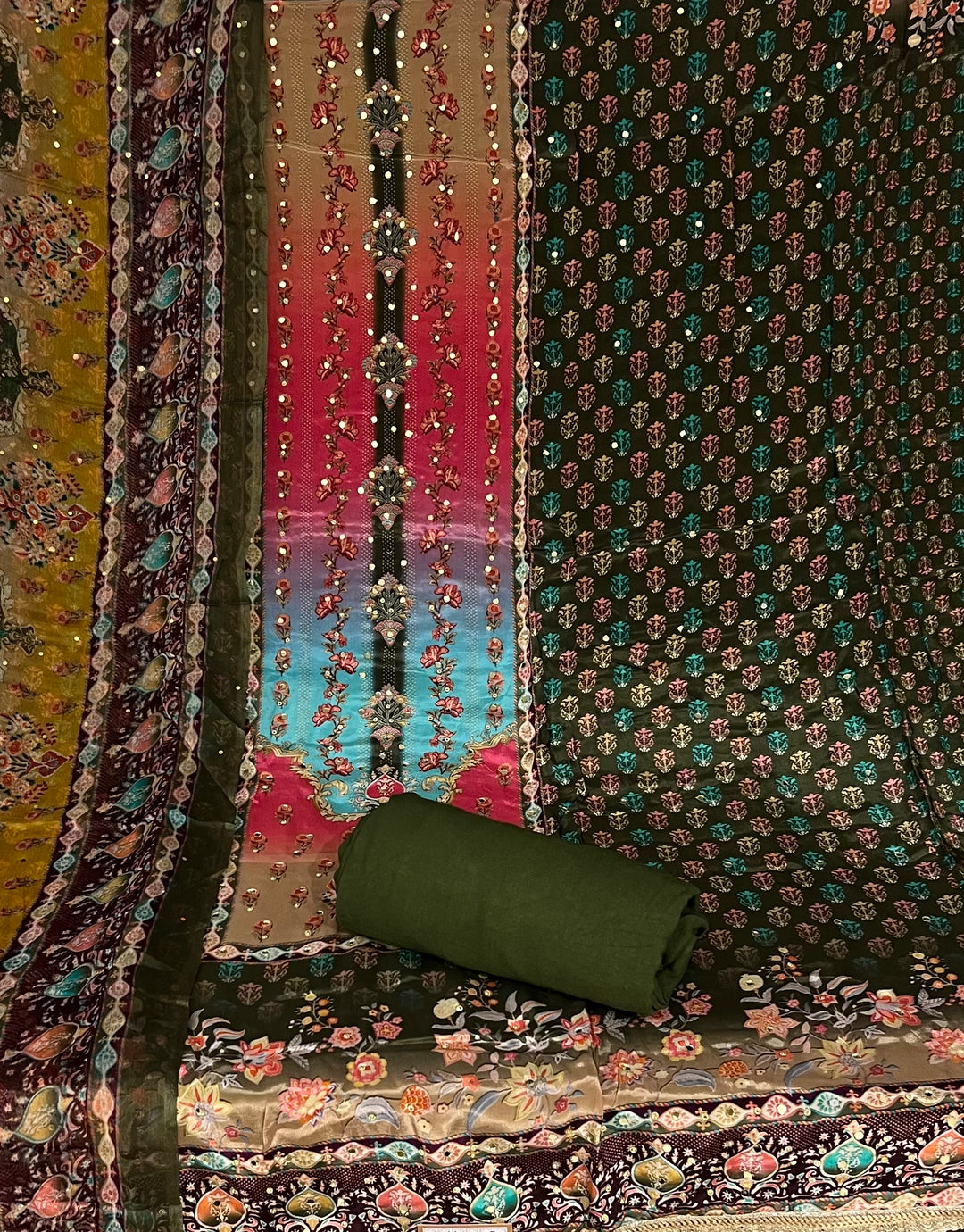 RAJWADI DESIGNER MATERIAL- BTRB02