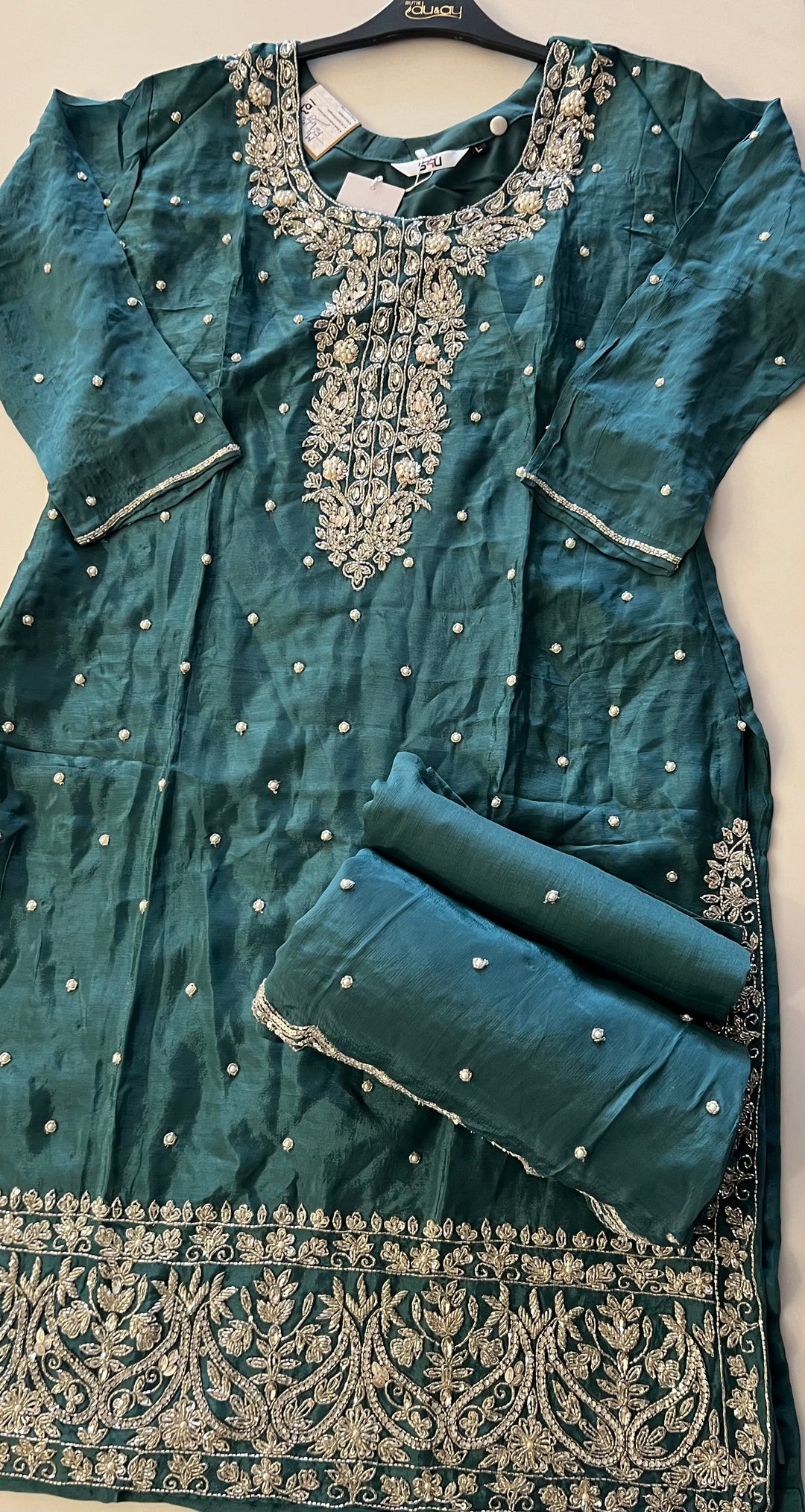 KOSEM DESIGNER HAND WORK SUIT - BRT103