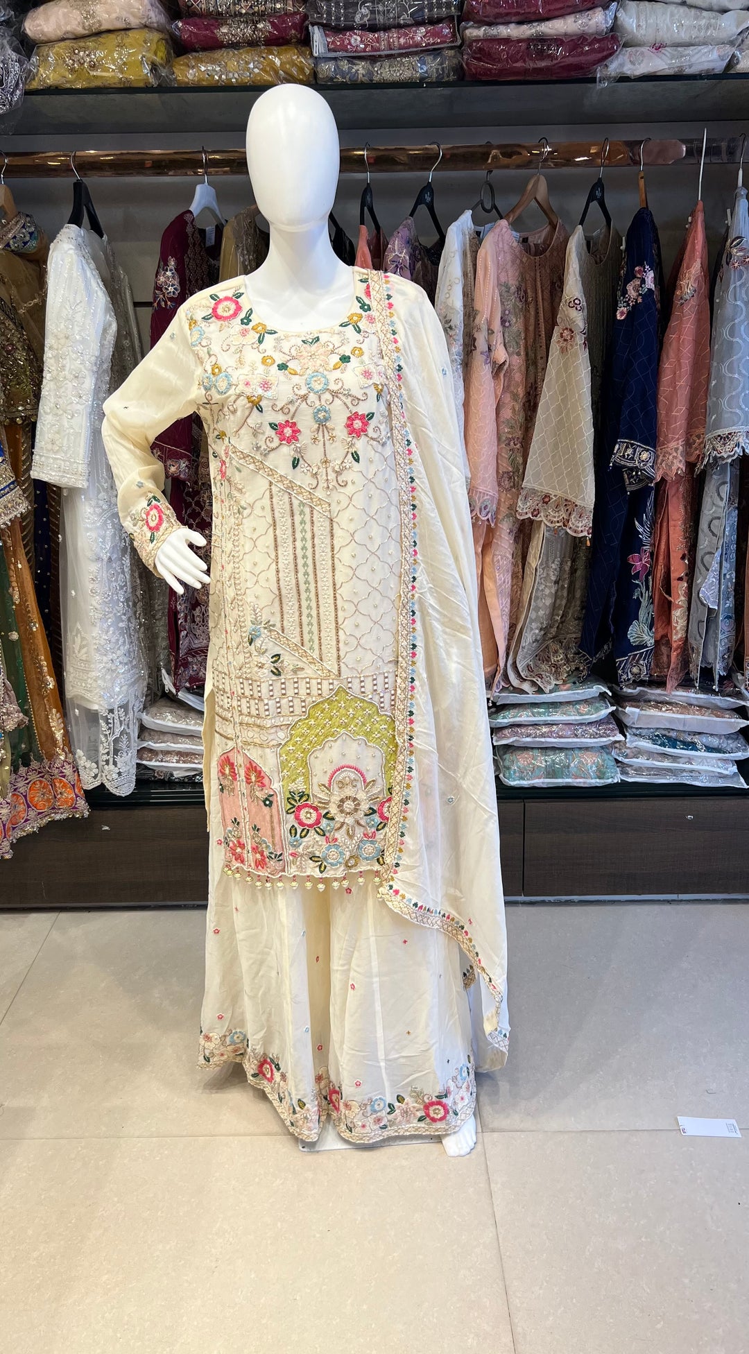SAFA KASHMIRI WORK  DESIGNER DRESS - BRT94