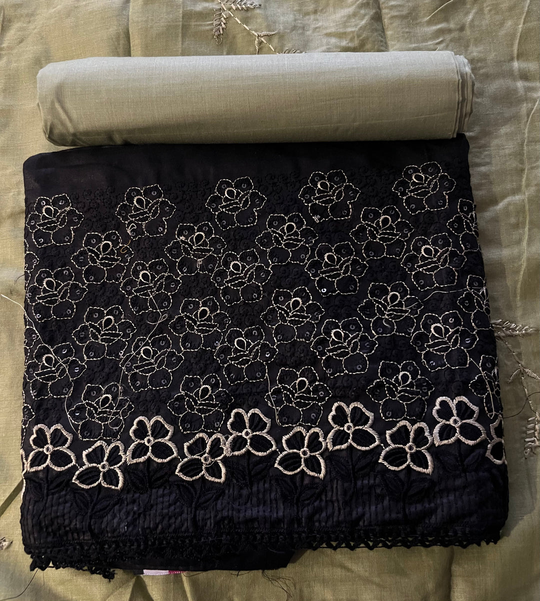 DESIGNER UNSTITCHED DRESS MATERIAL - INNA08