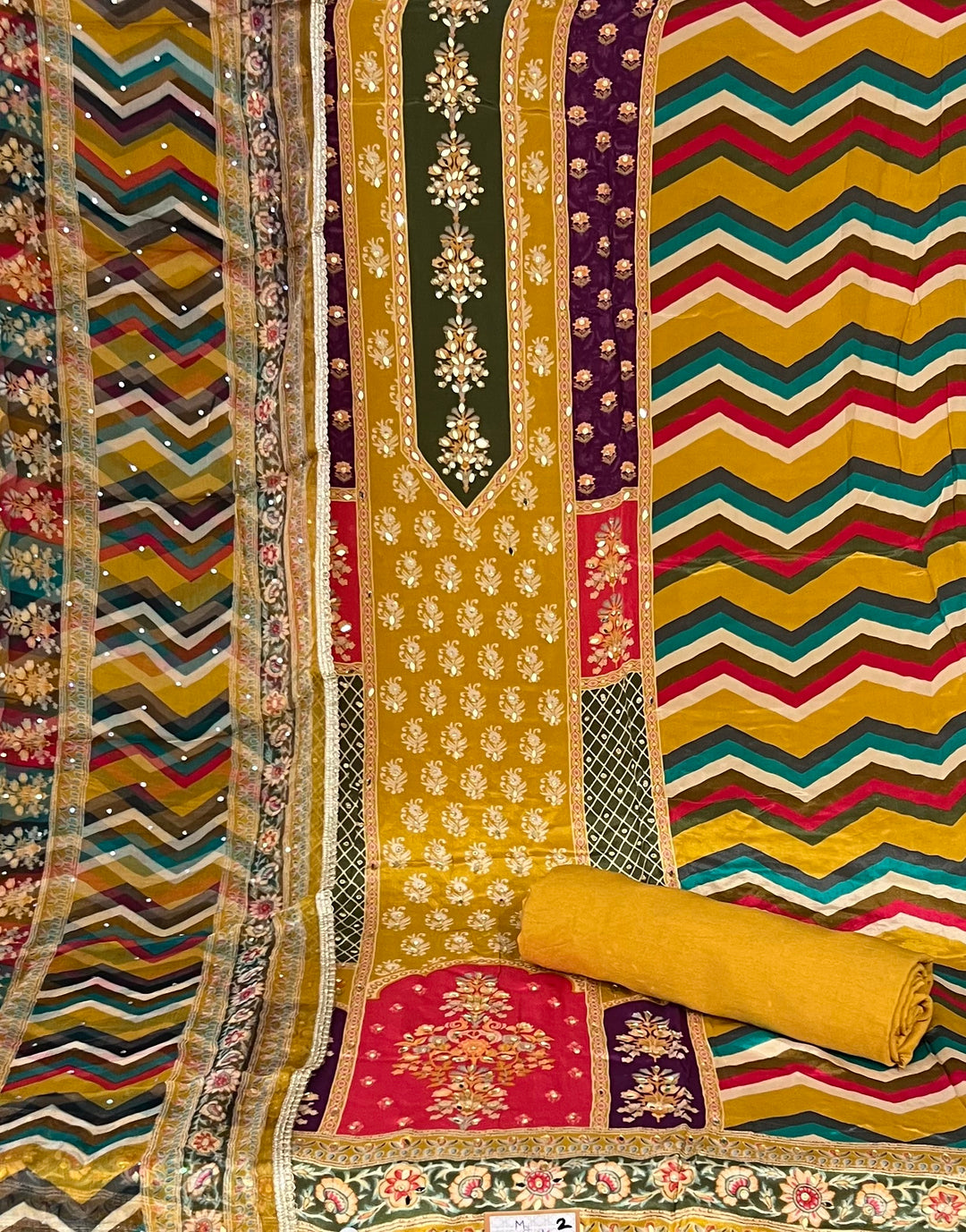 RAJWADI DESIGNER MATERIAL- BTRB02