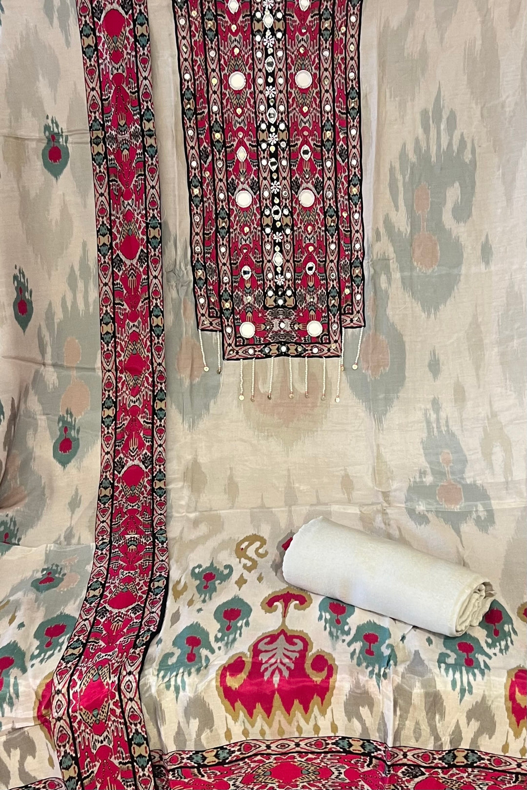 DESIGNER UNSTITCHED MASLEEN DRESS MATERIAL - BRT57