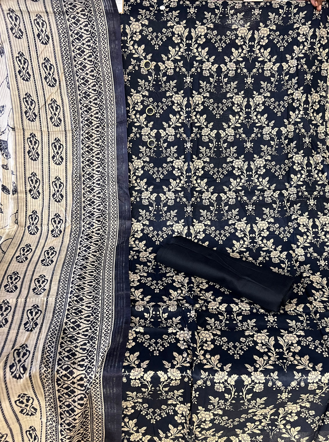 DESIGNER UNSTITCHED DRESS MATERIAL-IKDD03