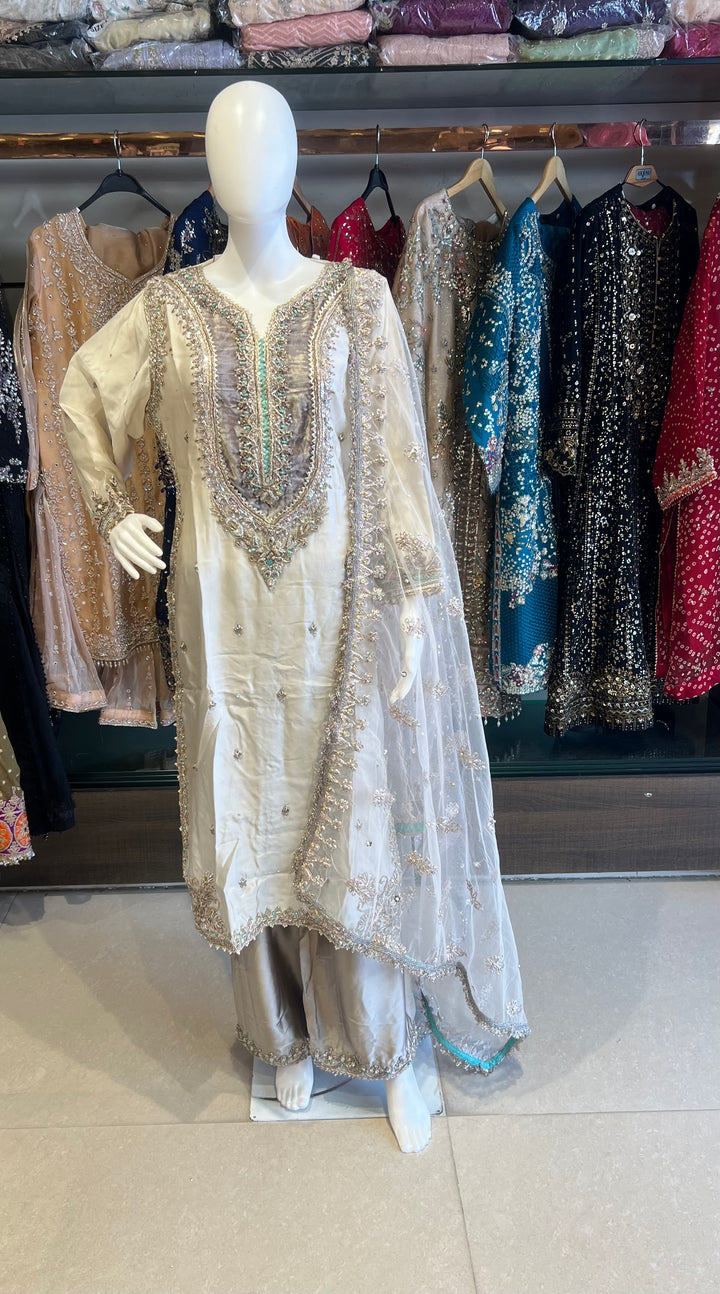 PAKISTANI KHUDABAKSH DESIGNER SUIT - MTR03