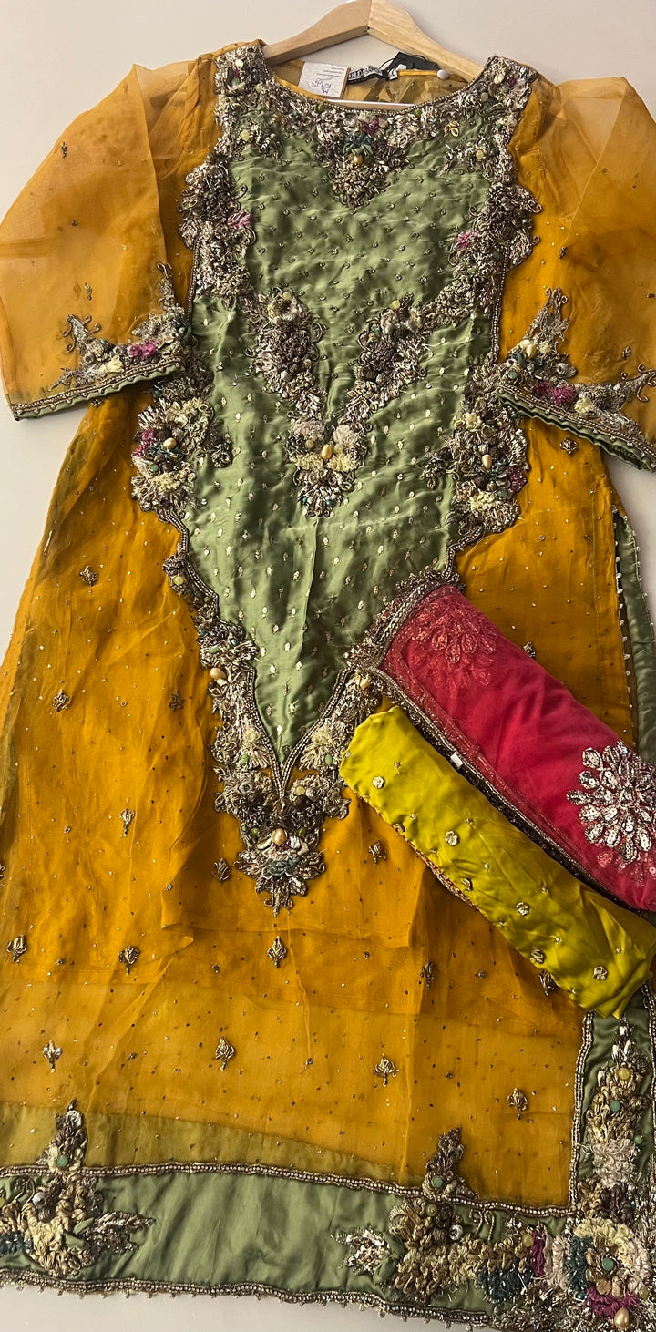 PAKISTANI KHUDABAKSH SANCHAK SUIT - MTR06
