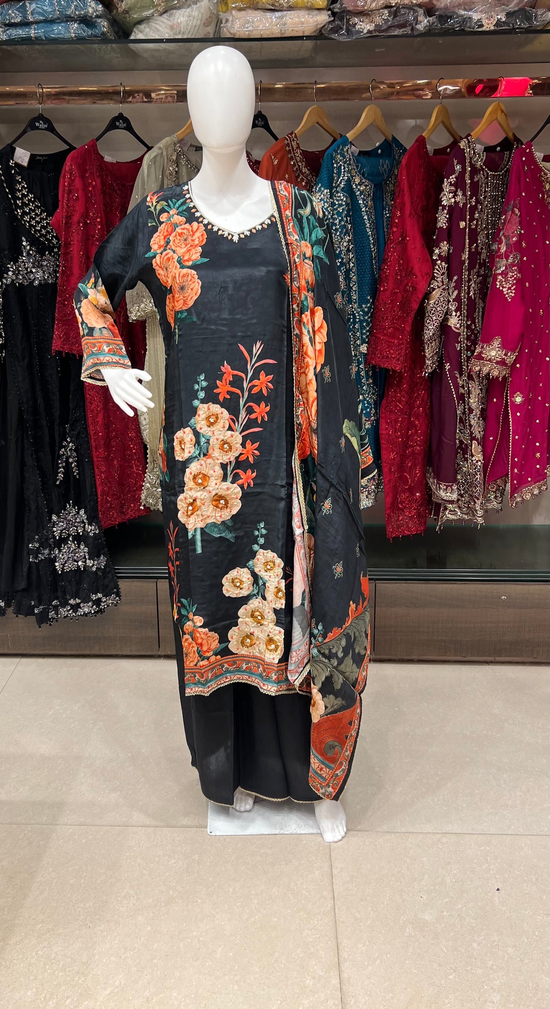 PRINTED WORK DESIGNER SUIT - IKFQE03