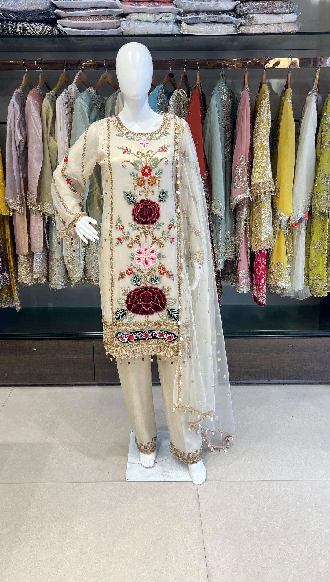 MAHEK DESIGNER SUIT - RB02