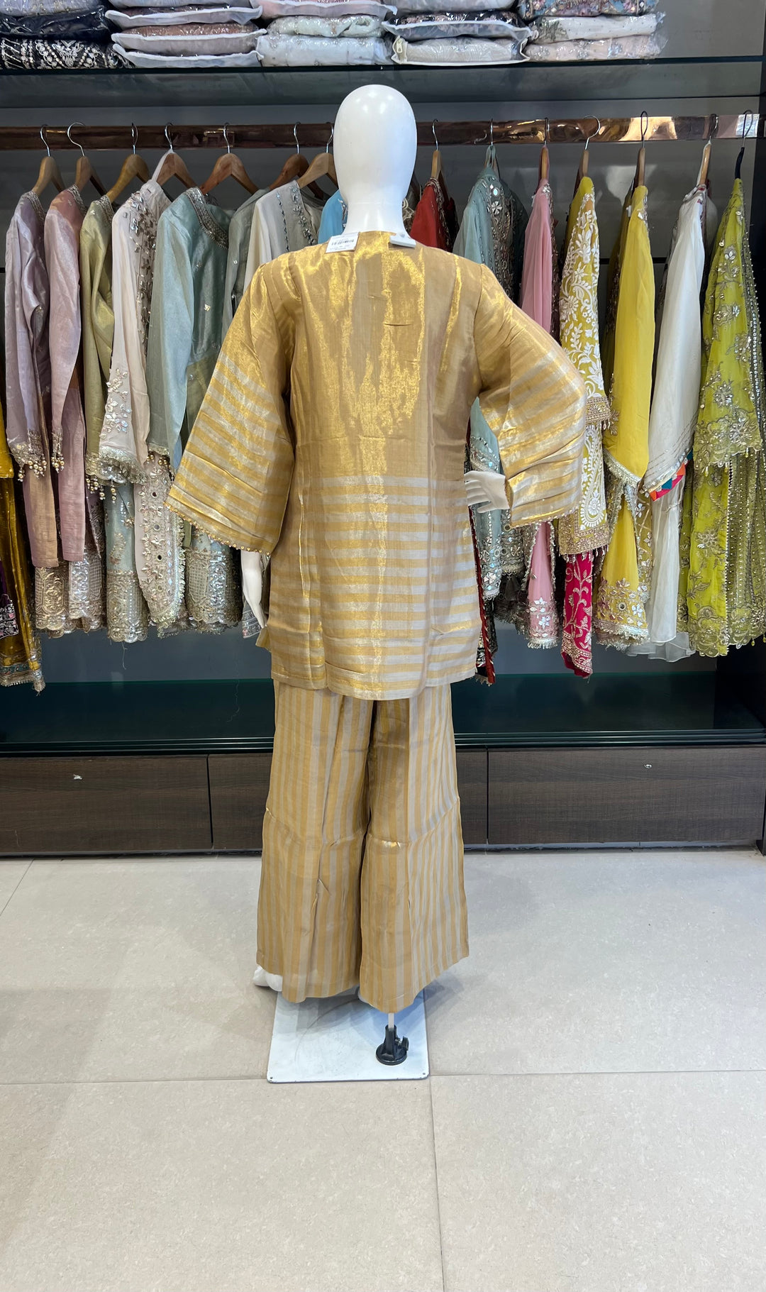 MAHEK DESIGNER SUIT - RB01