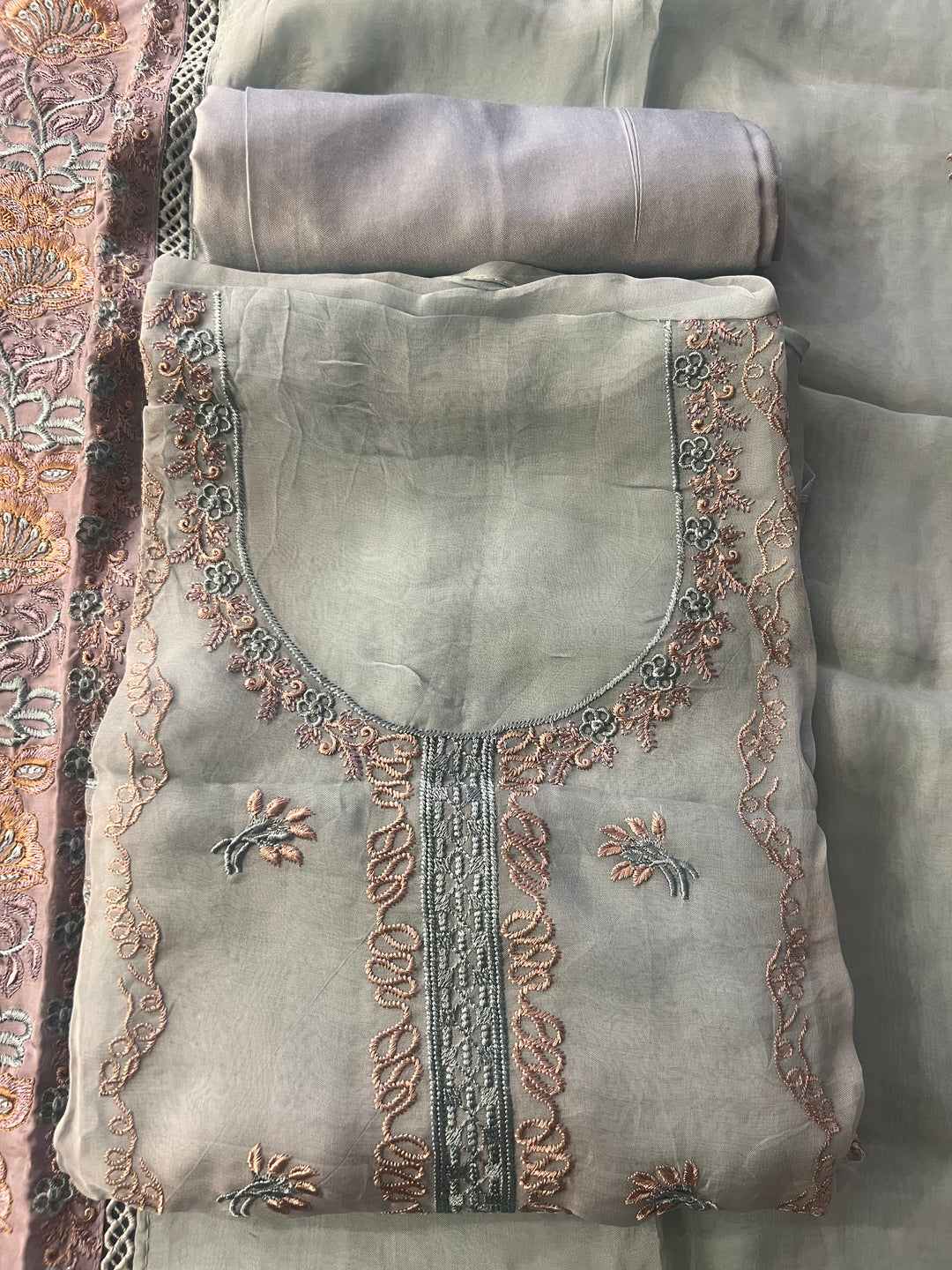 DESIGNER UNSTITCHED DRESS MATERIAL-MAMT07
