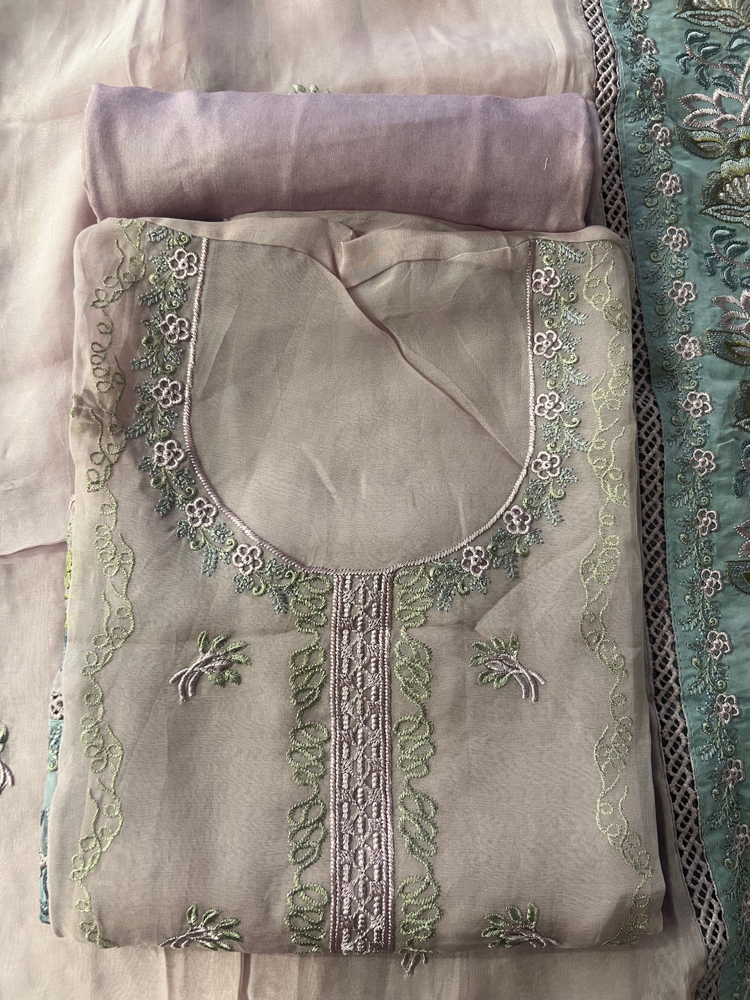 DESIGNER UNSTITCHED DRESS MATERIAL-MAMT07