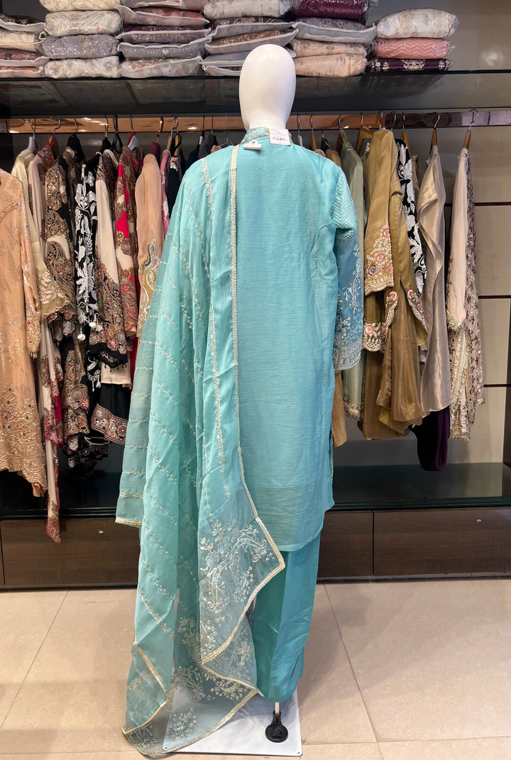 KASHMIRI FESTIVE DESIGNER  SUIT -IKNF19