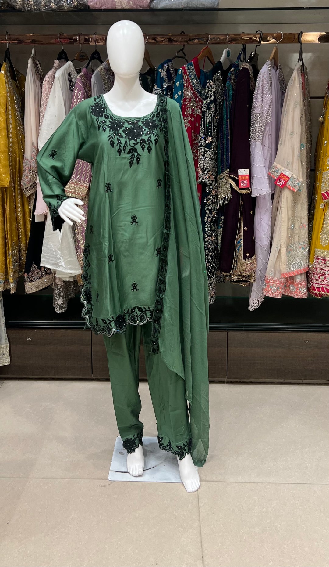 WORK DESIGNER EMBROIDERED SUIT - IKFB03