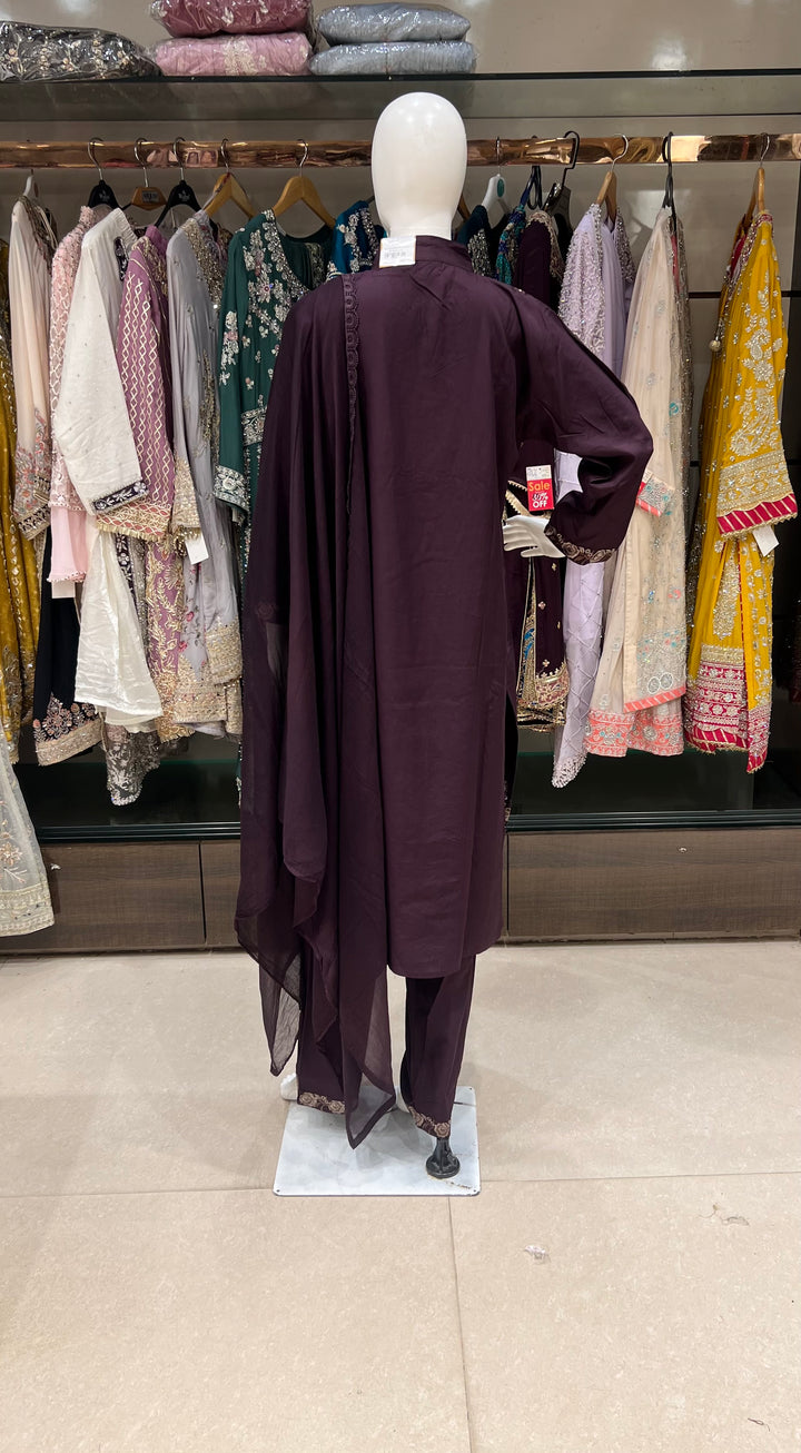 WORK DESIGNER EMBROIDERED SUIT - IKFB04