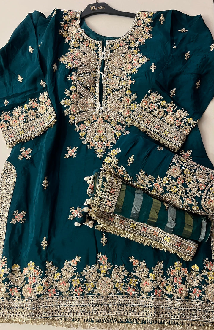 KASHMIRI HAND WORK DESIGNER SUIT - BTA039/1