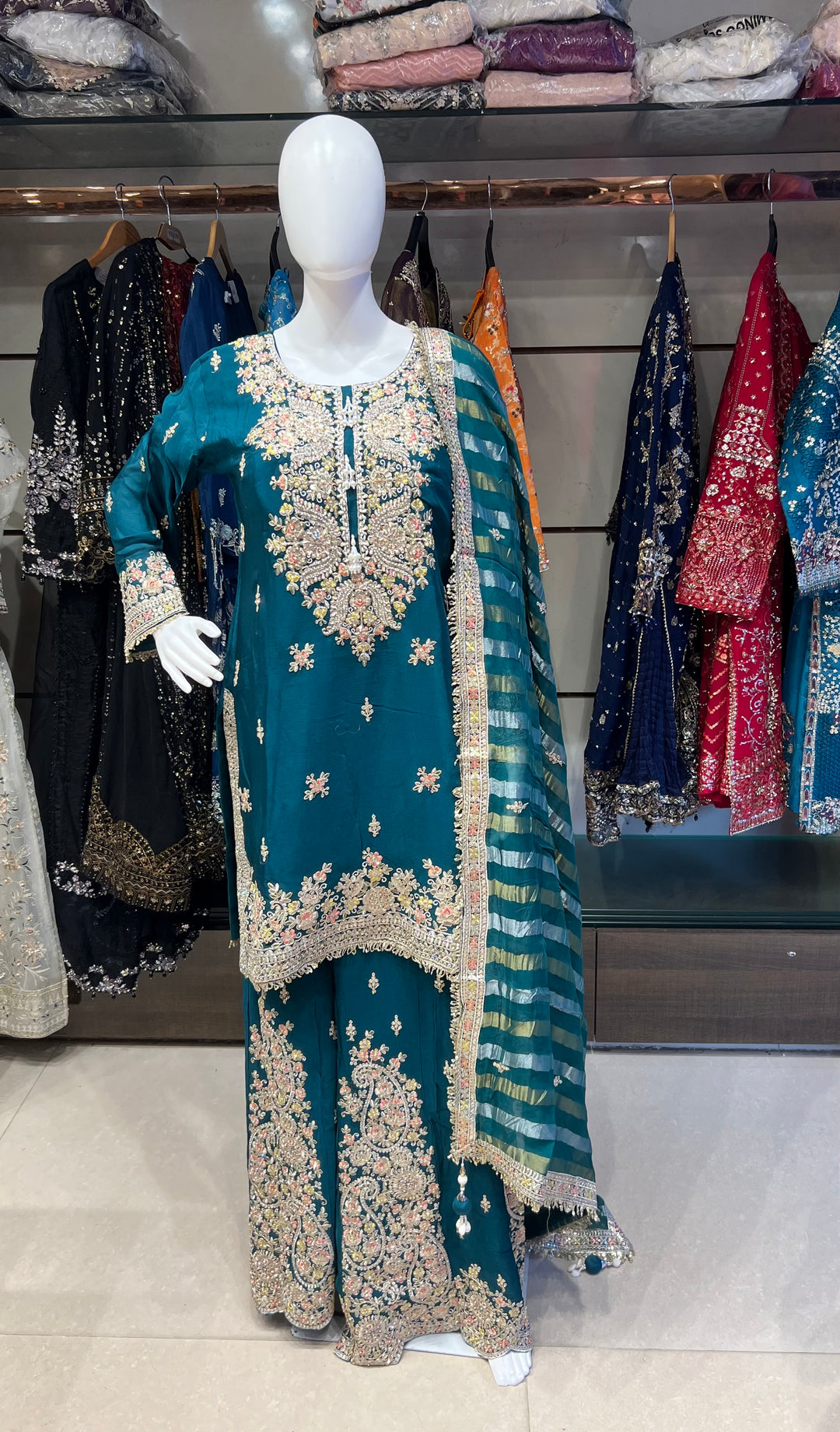 KASHMIRI HAND WORK DESIGNER SUIT - BTA039/1