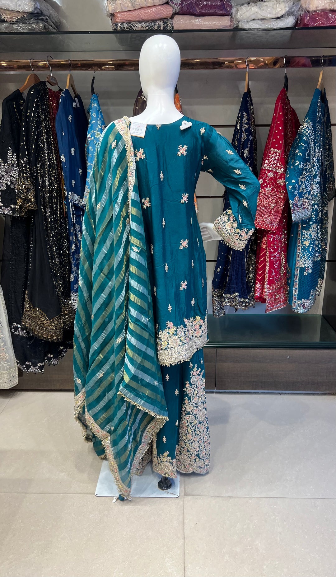 KASHMIRI HAND WORK DESIGNER SUIT - BTA039/1