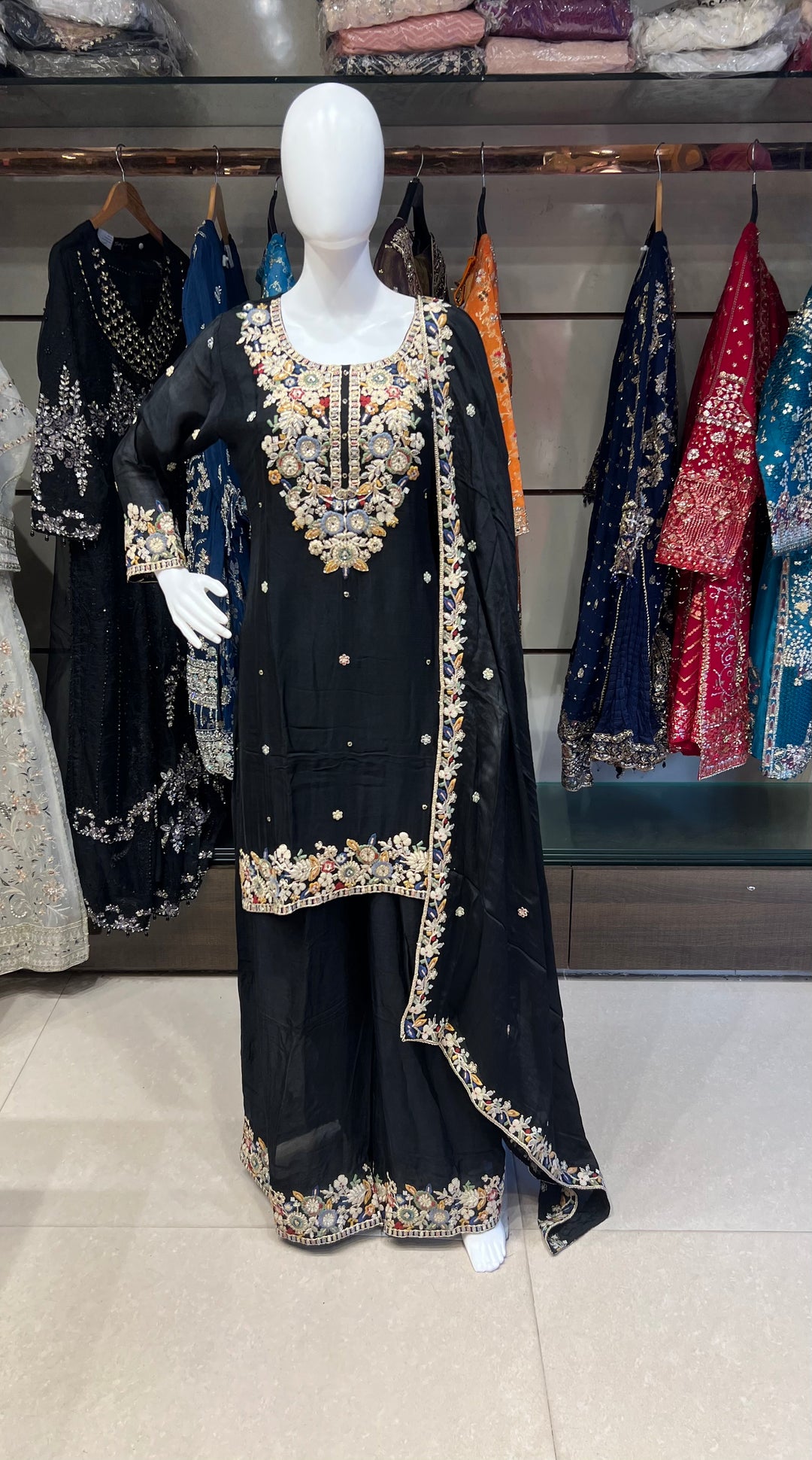 KASHMIRI HAND WORK DESIGNER SUIT - BTA093