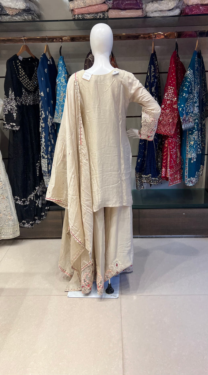 KHASHMIRI HAND WORK DESIGNER SUIT - BTA094