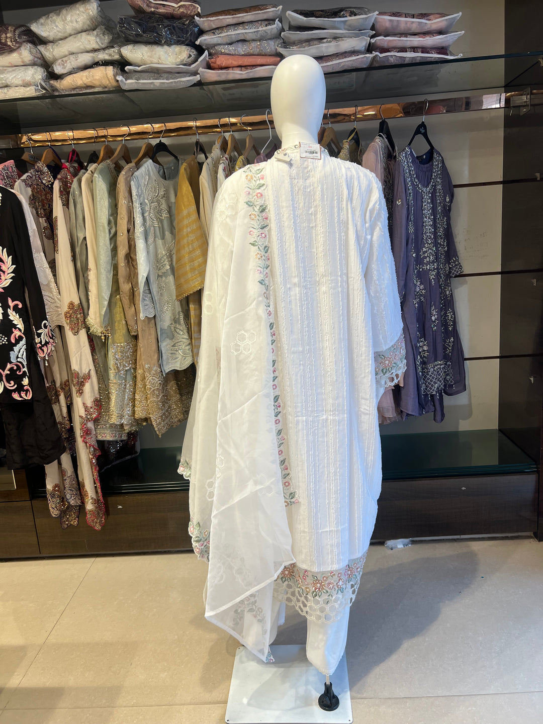 QAMAR ELITE FESTIVE DESIGNER ETHNIC SUIT -IKNX05