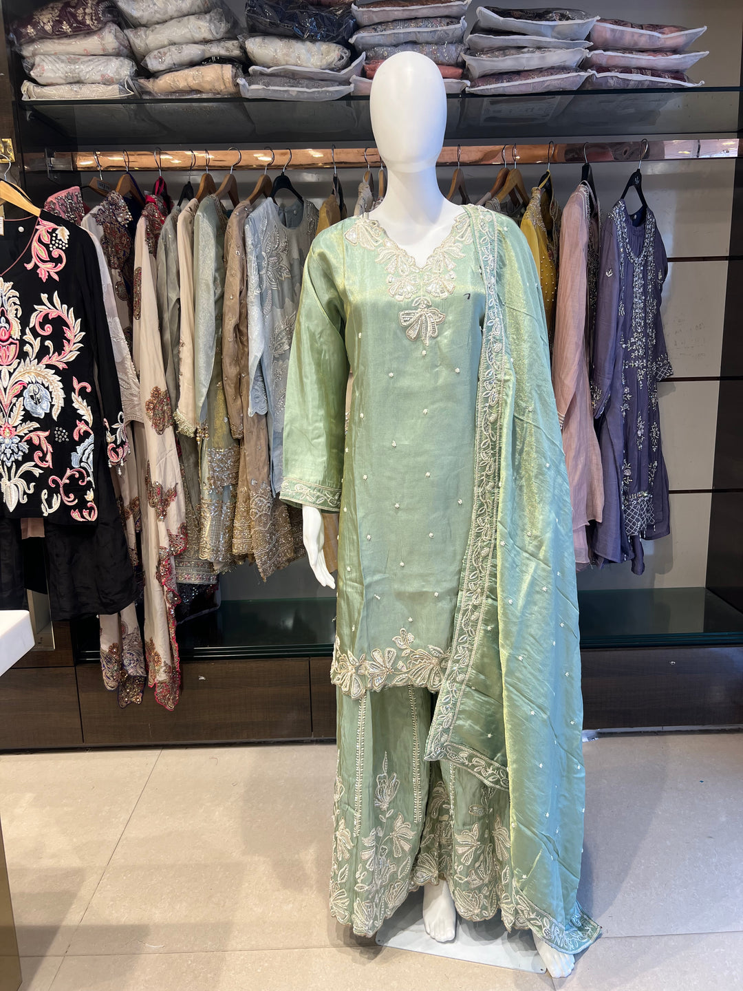 QAMAR ELITE FESTIVE DESIGNER ETHNIC SUIT -IKNE04