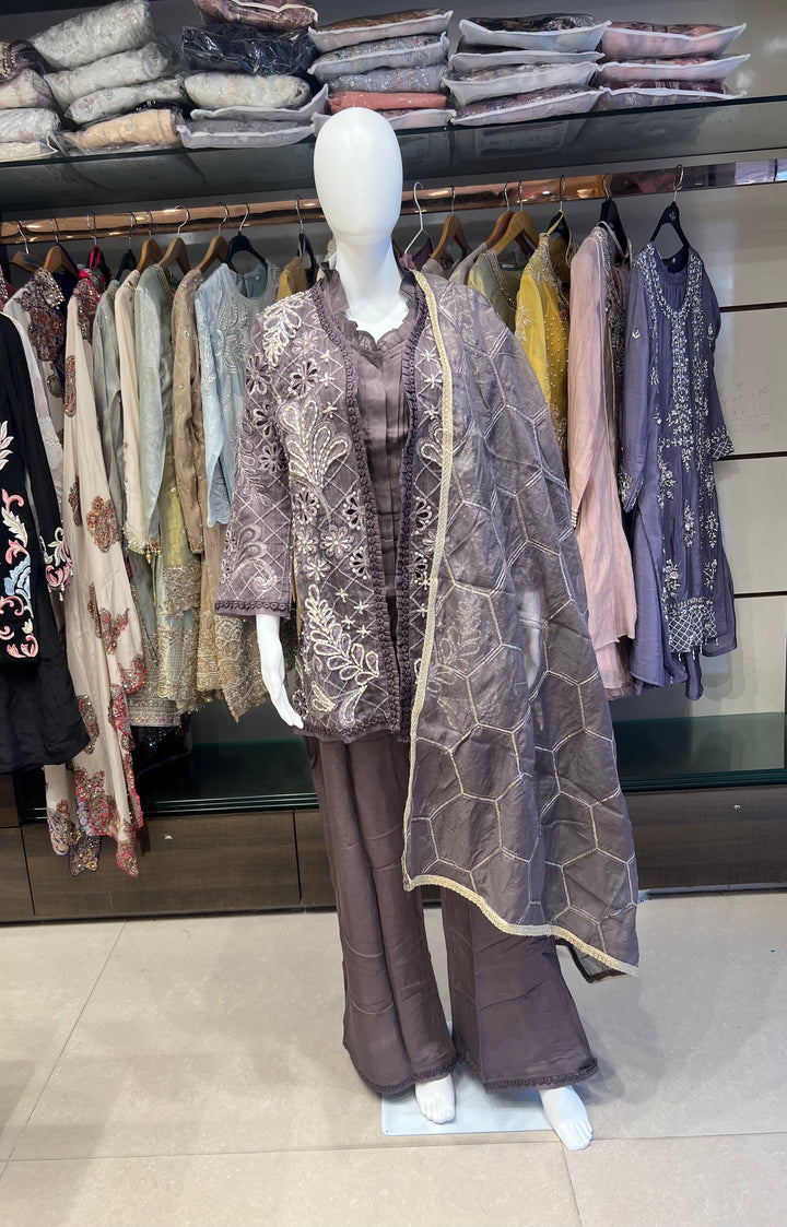 QAMAR ELITE FESTIVE DESIGNER ETHNIC SUIT -IKNE02