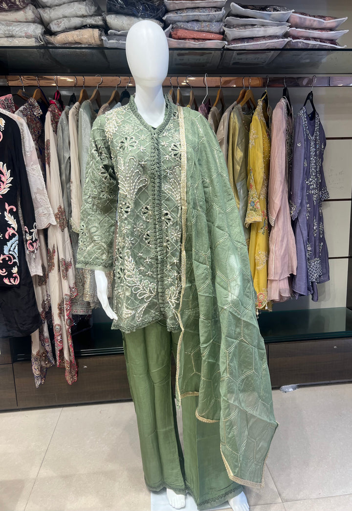 QAMAR ELITE FESTIVE  ETHNICDESIGNER SUIT -IKNE02