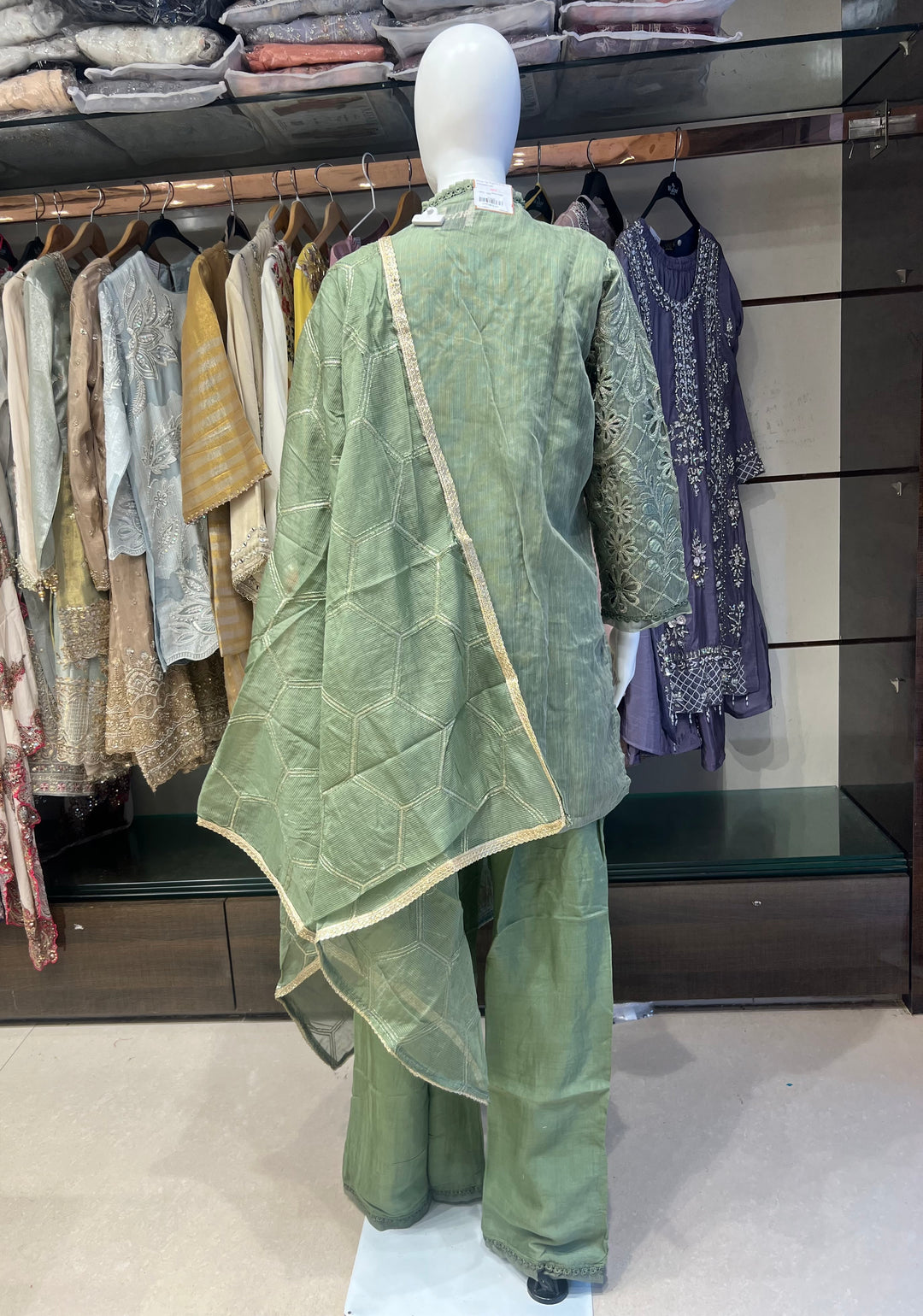 QAMAR ELITE FESTIVE  ETHNICDESIGNER SUIT -IKNE02