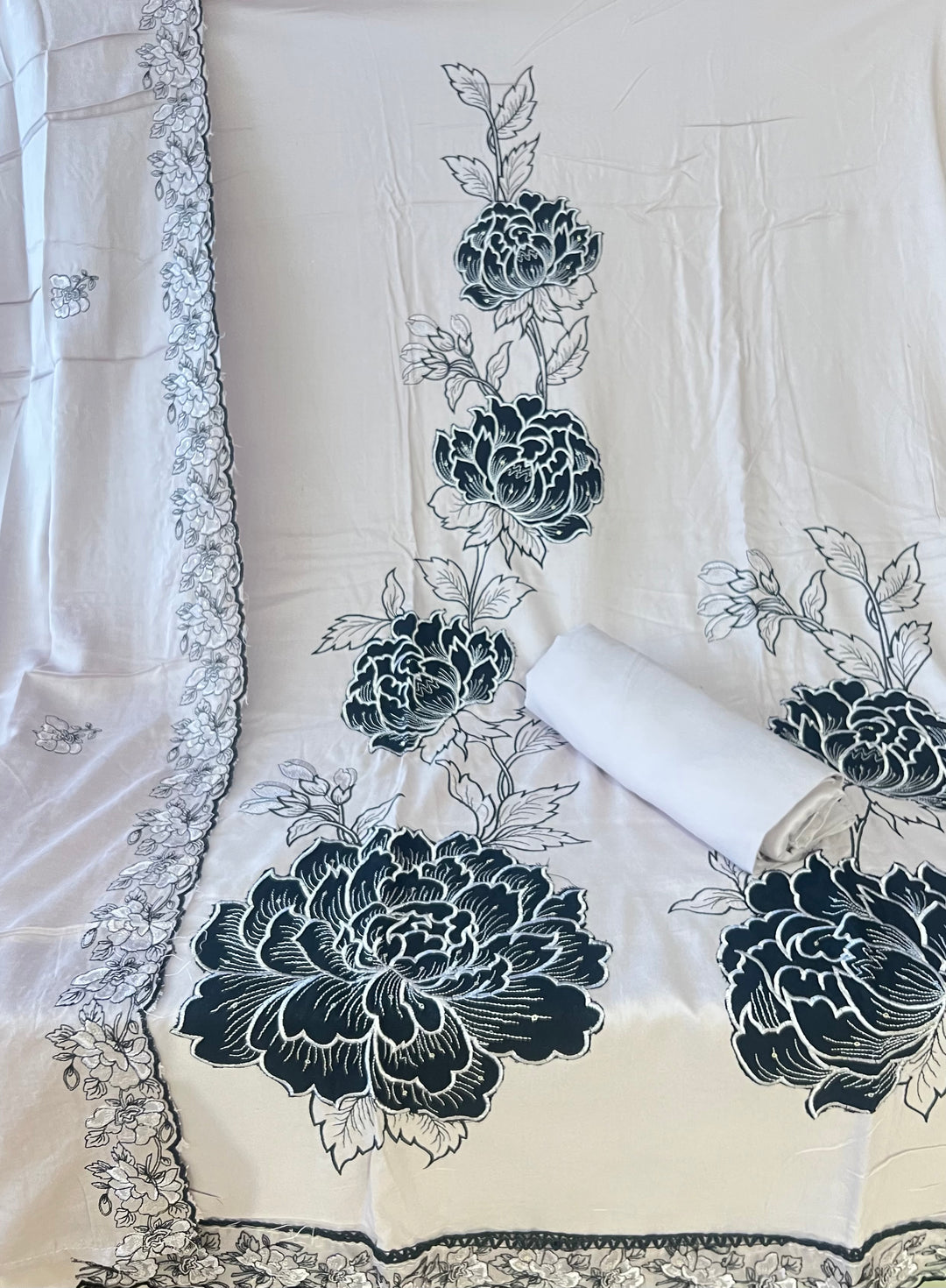DESIGNER UNSTITCHED DRESS MATERIAL-MZE13