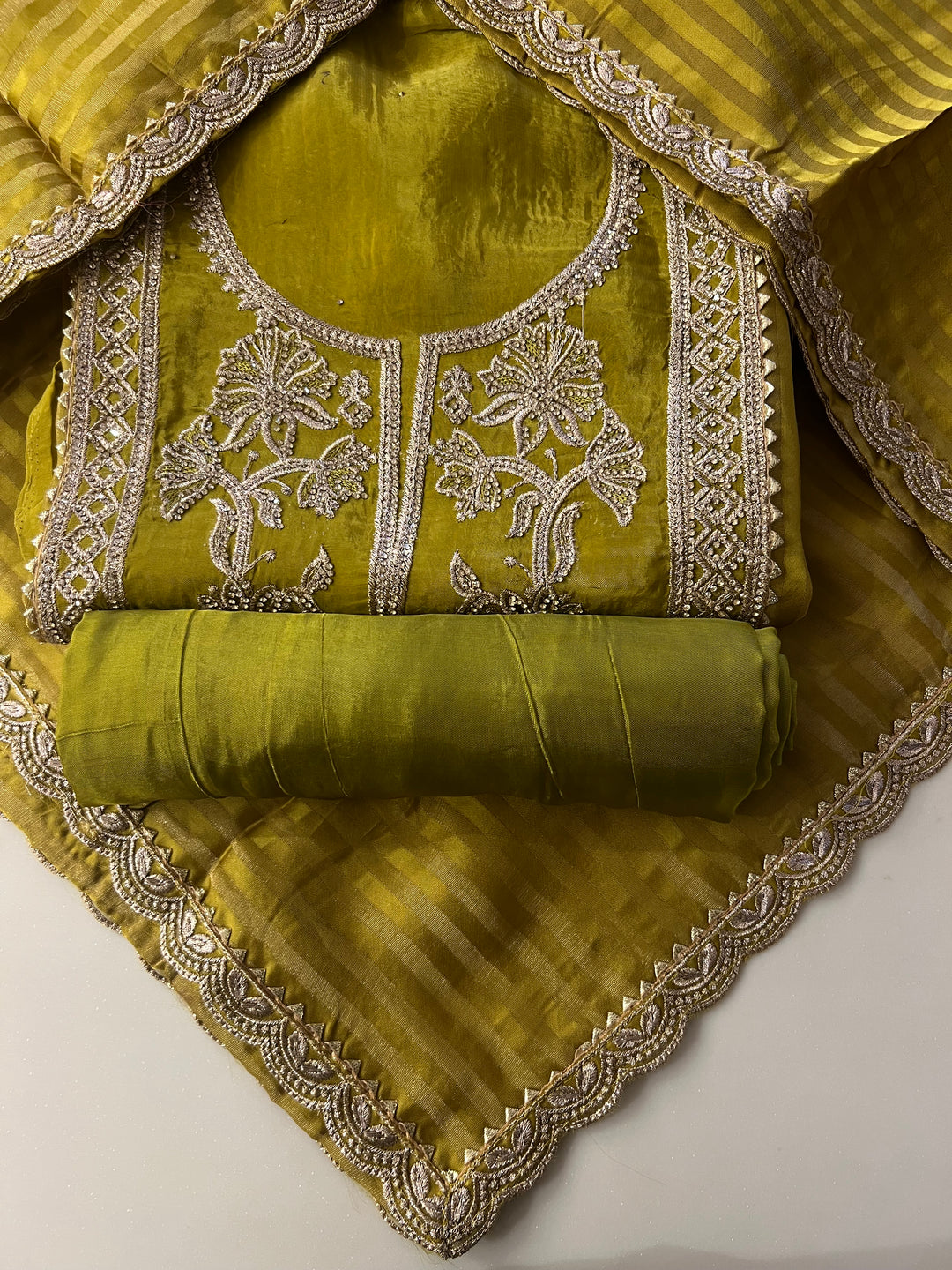 DESIGNER UNSTITCHED DRESS MATERIAL - BTZA03