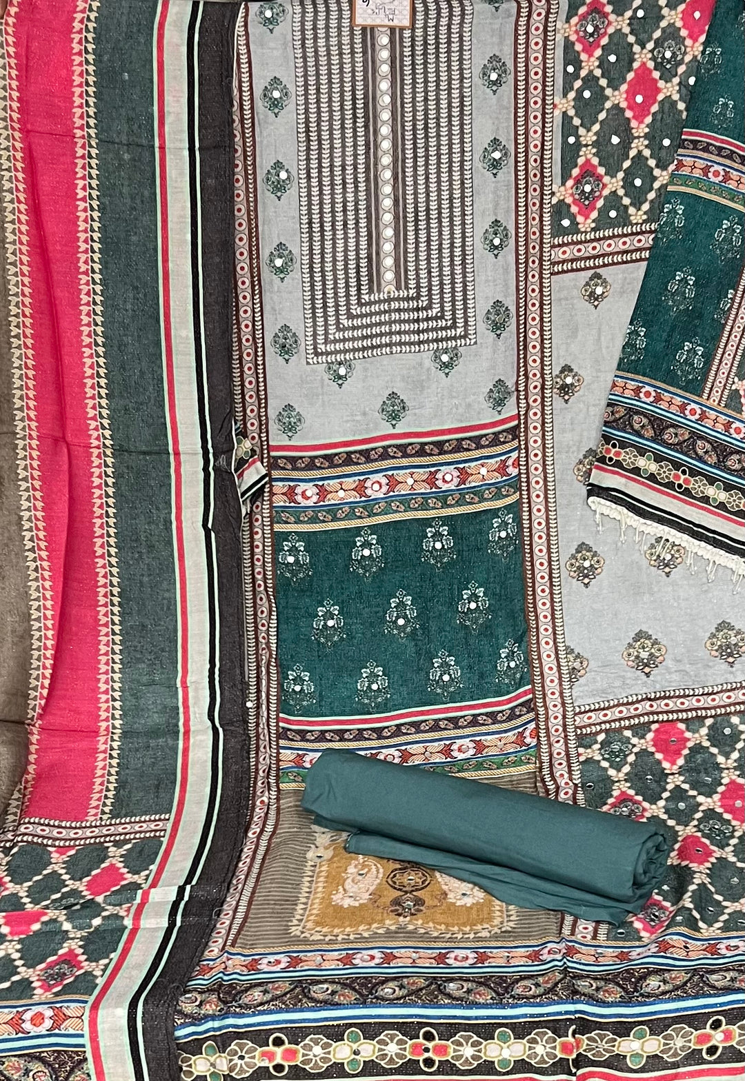 UNSTITCHED DESIGNER SUIT- IKBN06, IKHS12