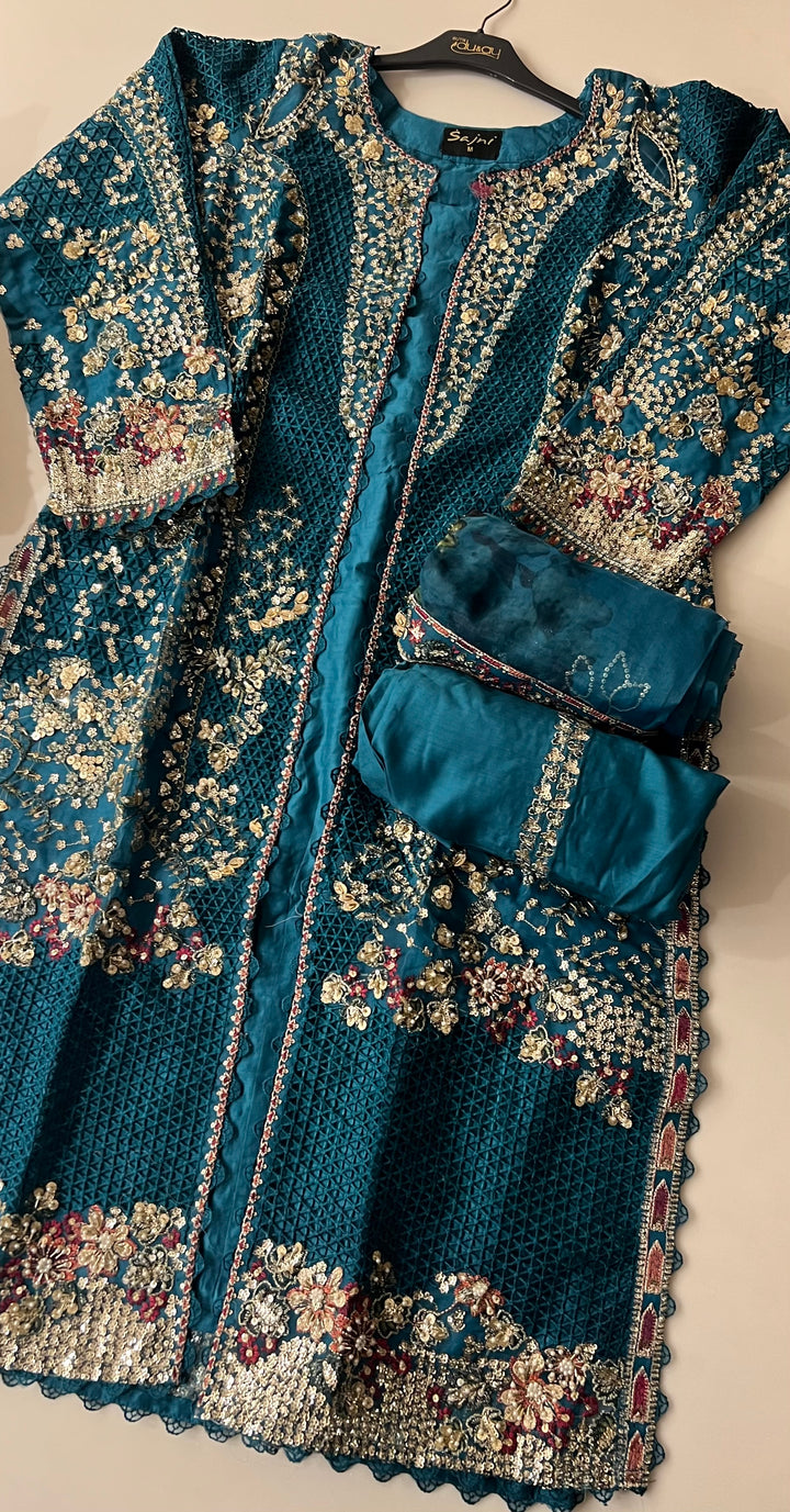 PAKISTANI HANDWORK DESIGNER SUIT - TMF01