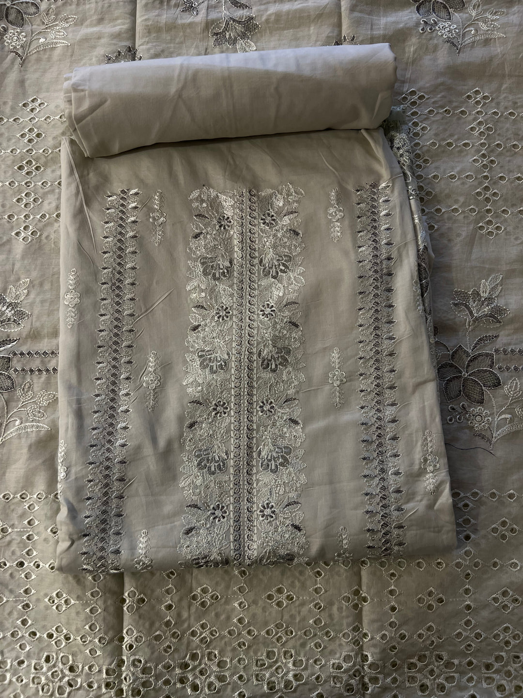 DESIGNER UNSTITCHED DRESS MATERIAL - BTMF41