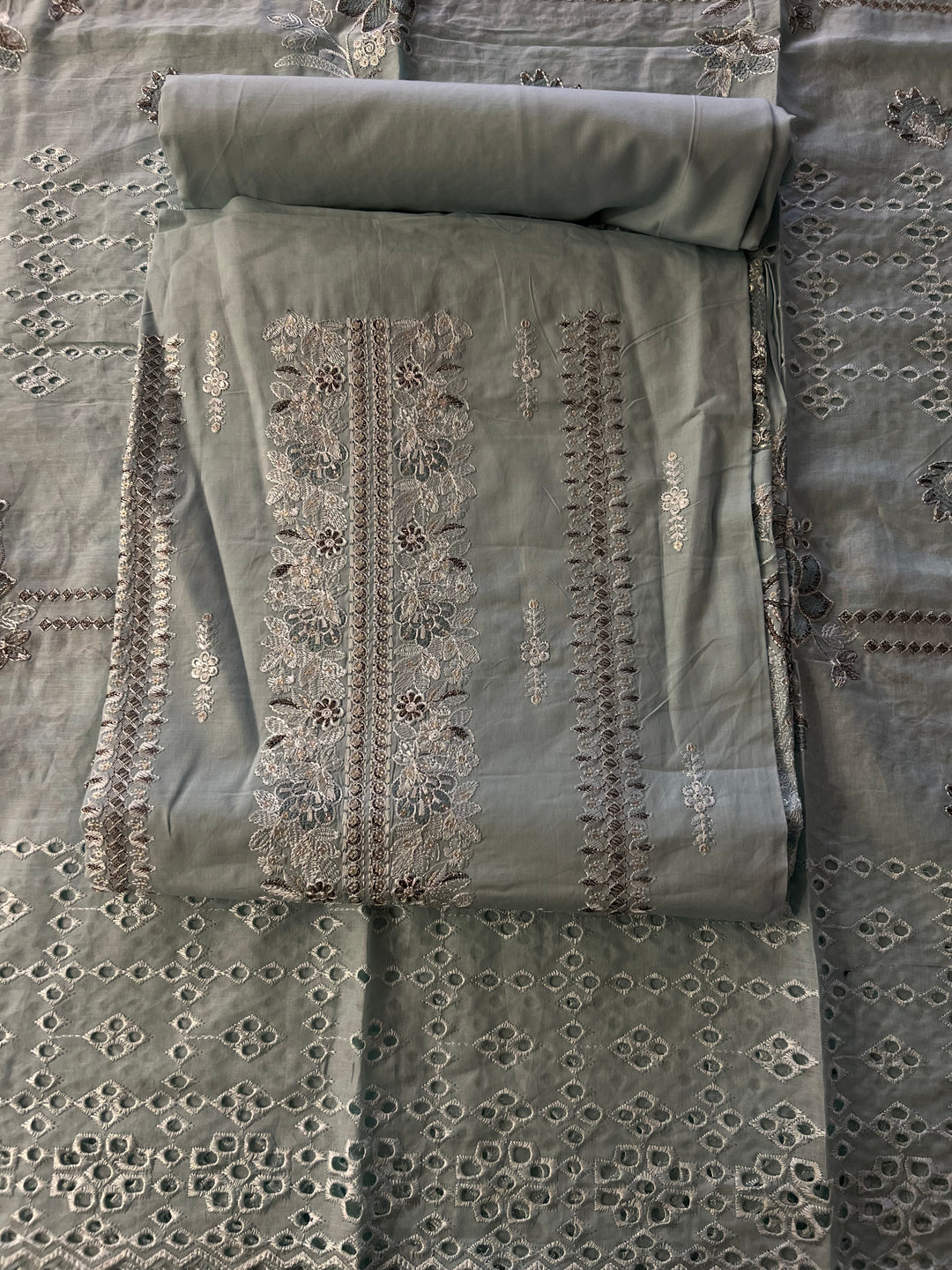 DESIGNER UNSTITCHED DRESS MATERIAL - BTMF41