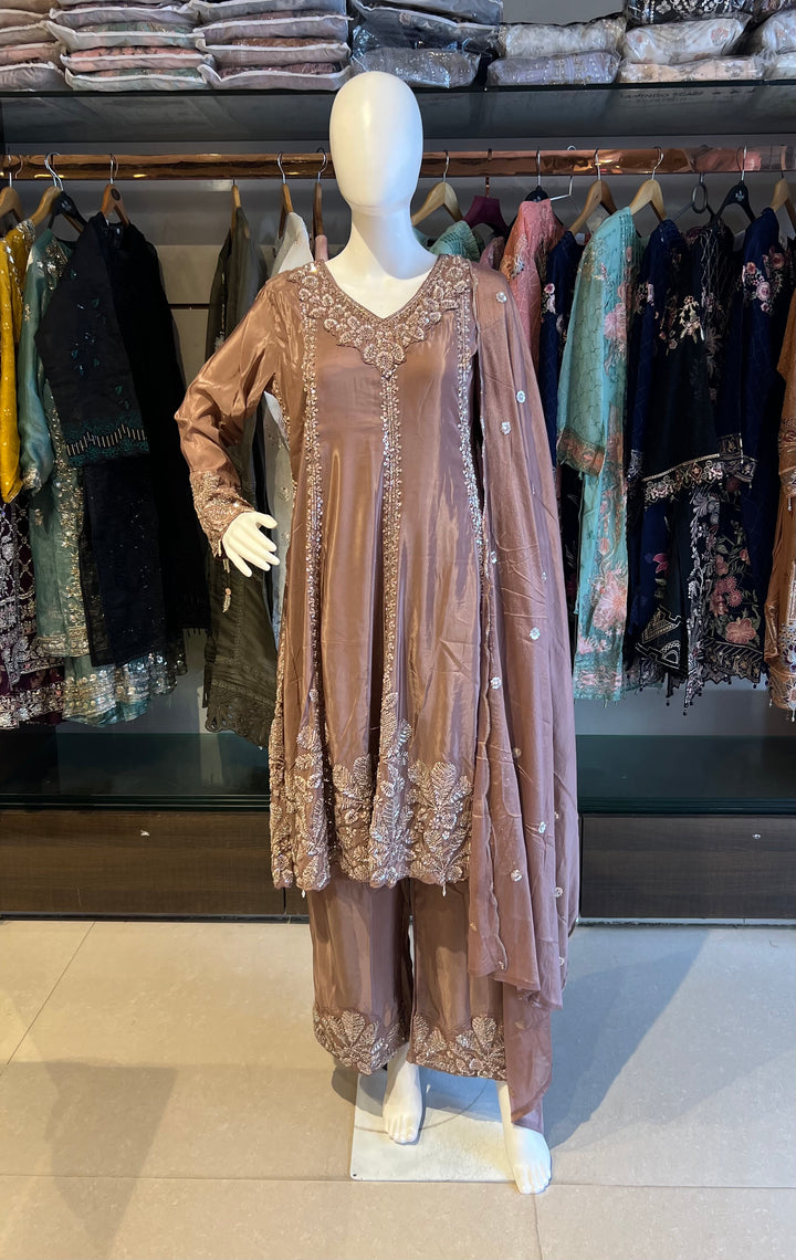 HANEEN LUXURY DESIGNER FESTIVE PARTY WEAR SUIT - MDFY114