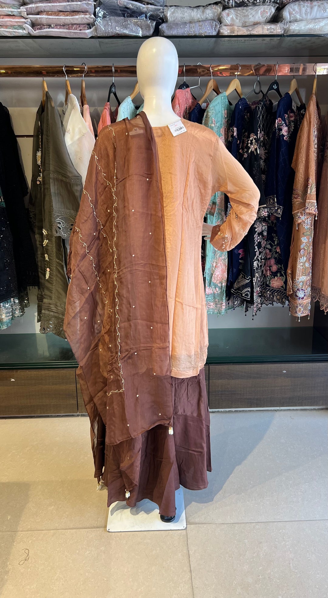 MAHIRA EID ELEGANCE DESIGNER FESTIVE PARTY WEAR SUIT - MDFY118