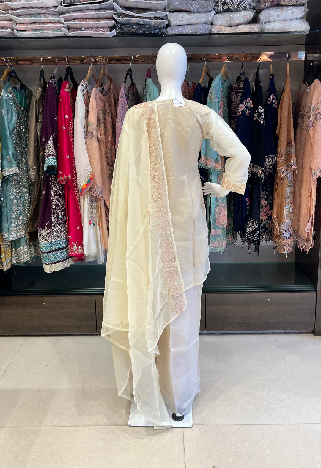 AZRA ROSE LUXURY DESIGNER FESTIVE PARTY WEAR SUIT - MDFY116