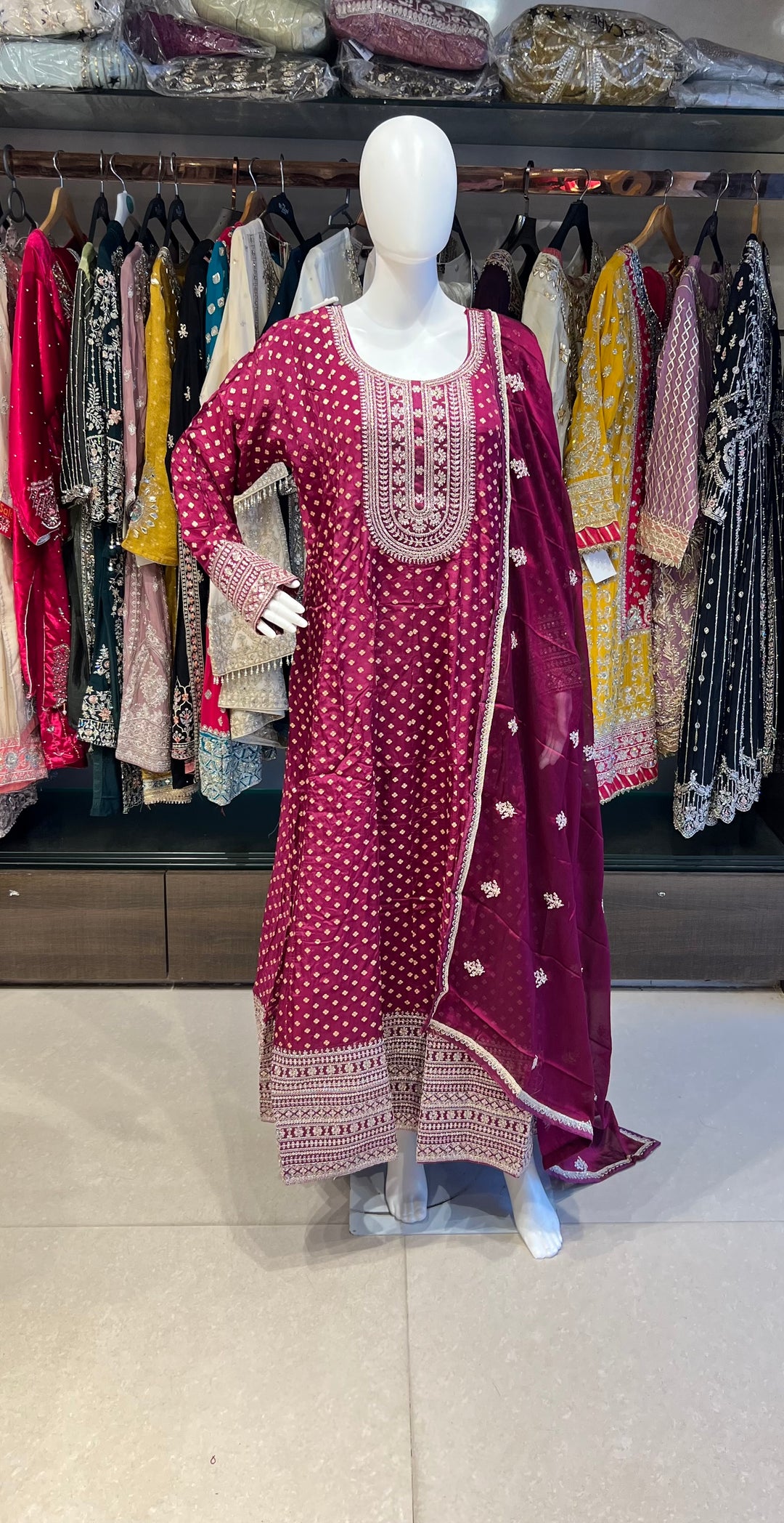 WORK DESIGNER GOWN - KHMF05