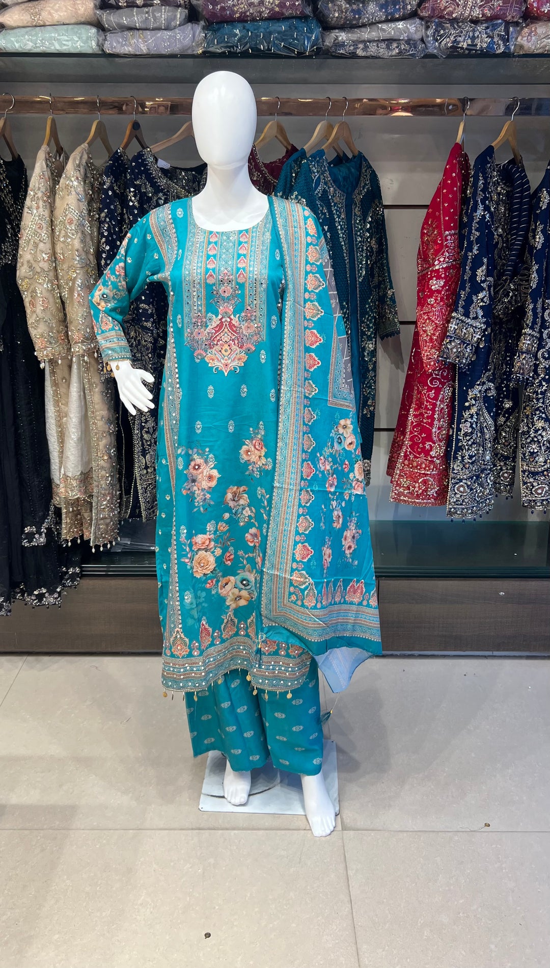 PURE CREPE DESIGNER SUIT-IKKN02