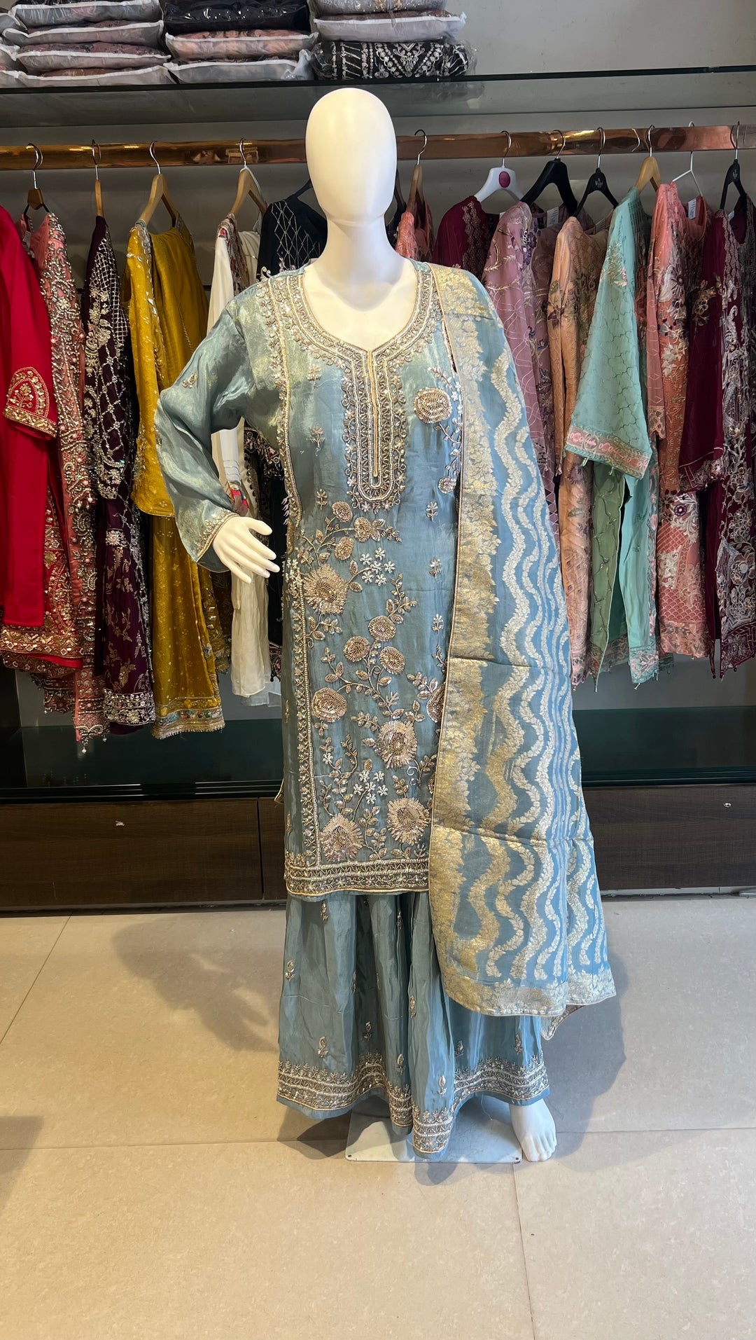 FARAH LUXURY DESIGNER FESTIVE PARTY WEAR SUIT - IKIK01