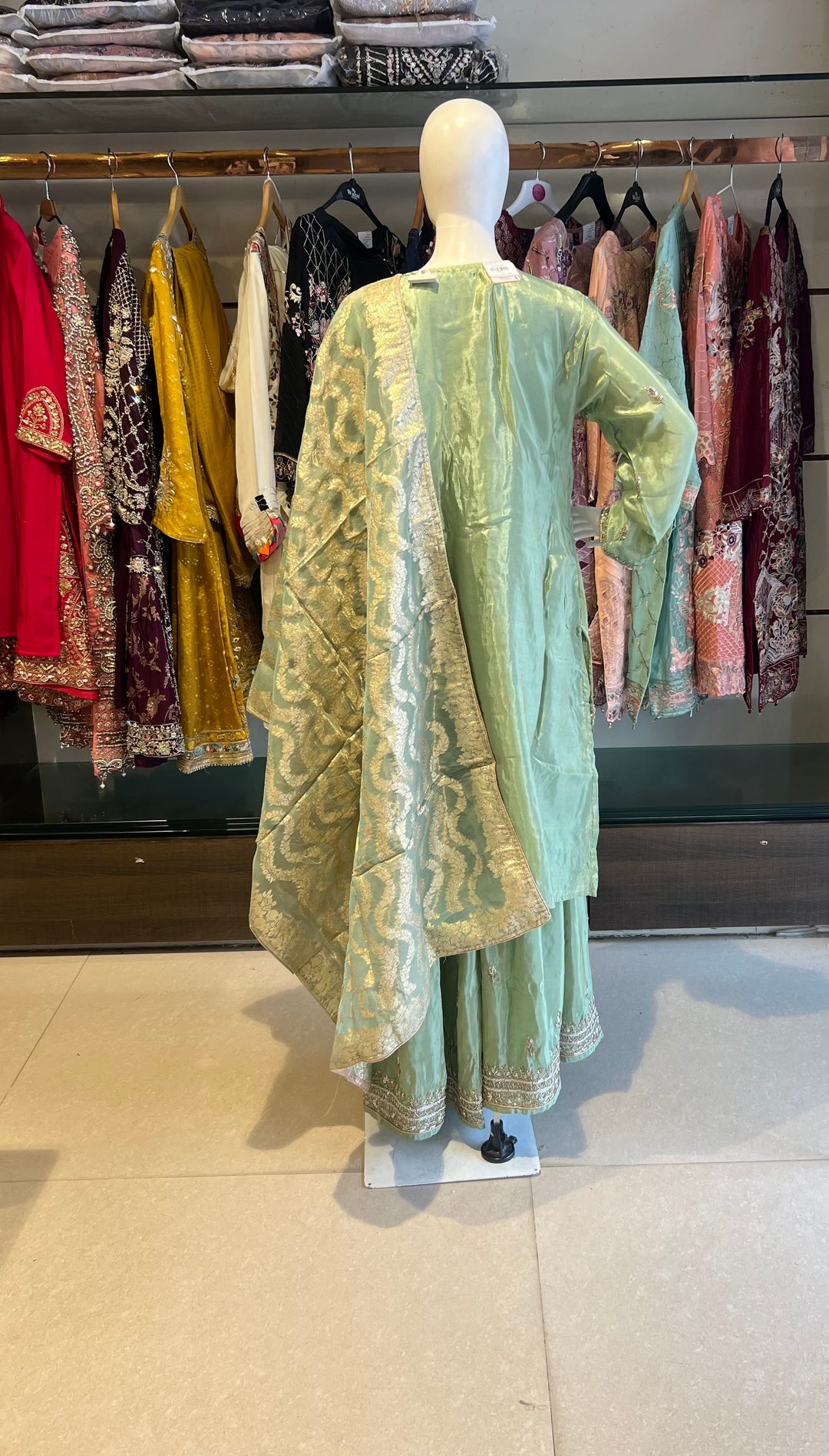 FARAH LUXURY DESIGNER FESTIVE PARTY WEAR SUIT - IKIK01