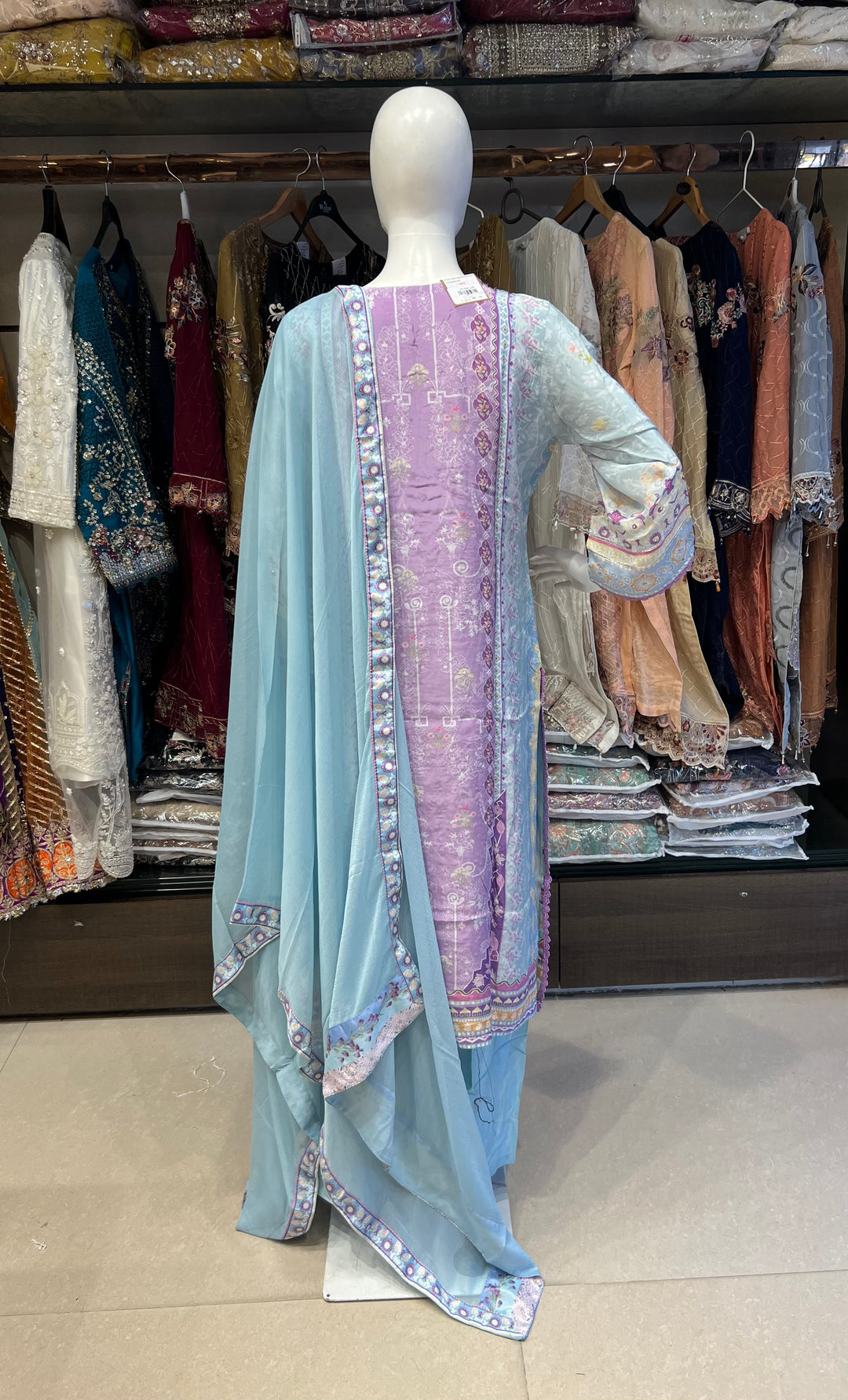 PARI DESIGNER SUIT - BRT70