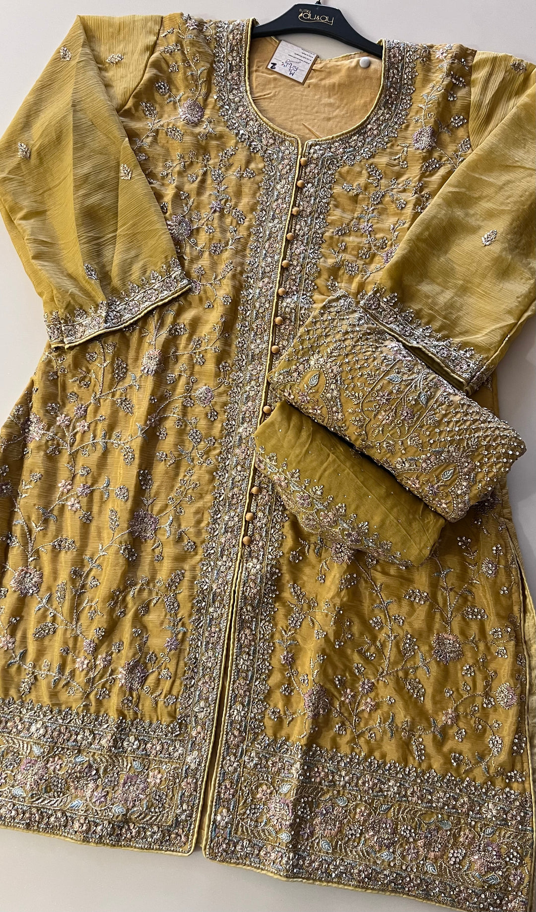 HAND WORK DESIGNER SUIT - MZS02