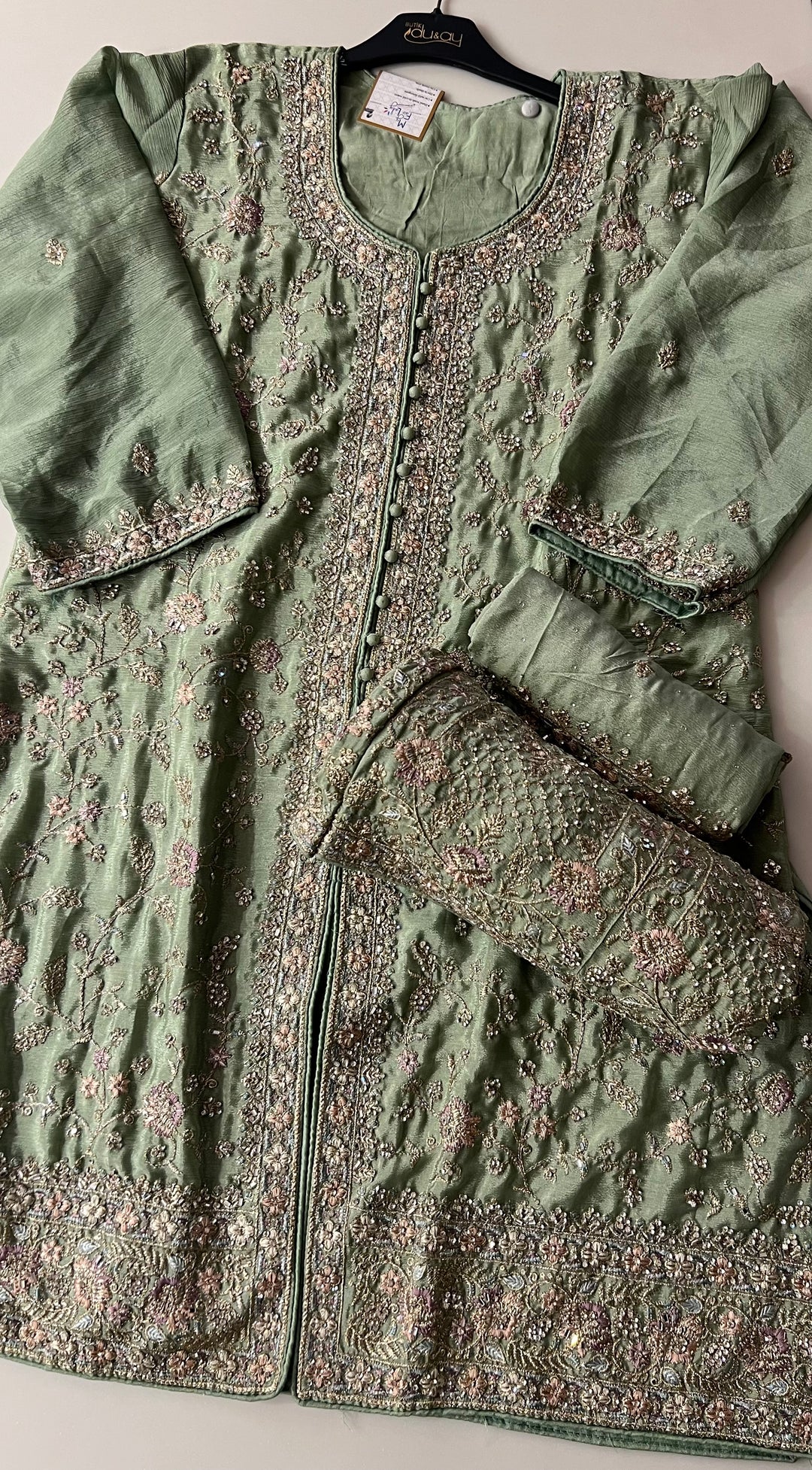 HAND WORK DESIGNER SUIT - MZS02