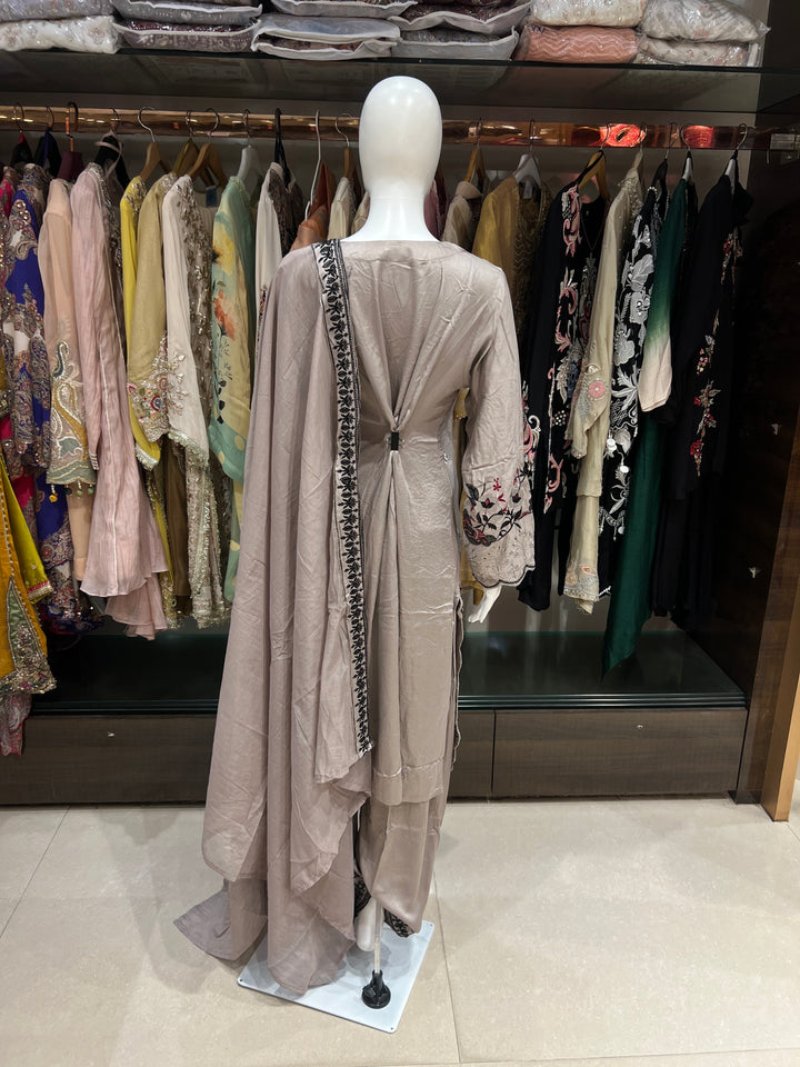 MAHEK DESIGNER SUIT - IKES02